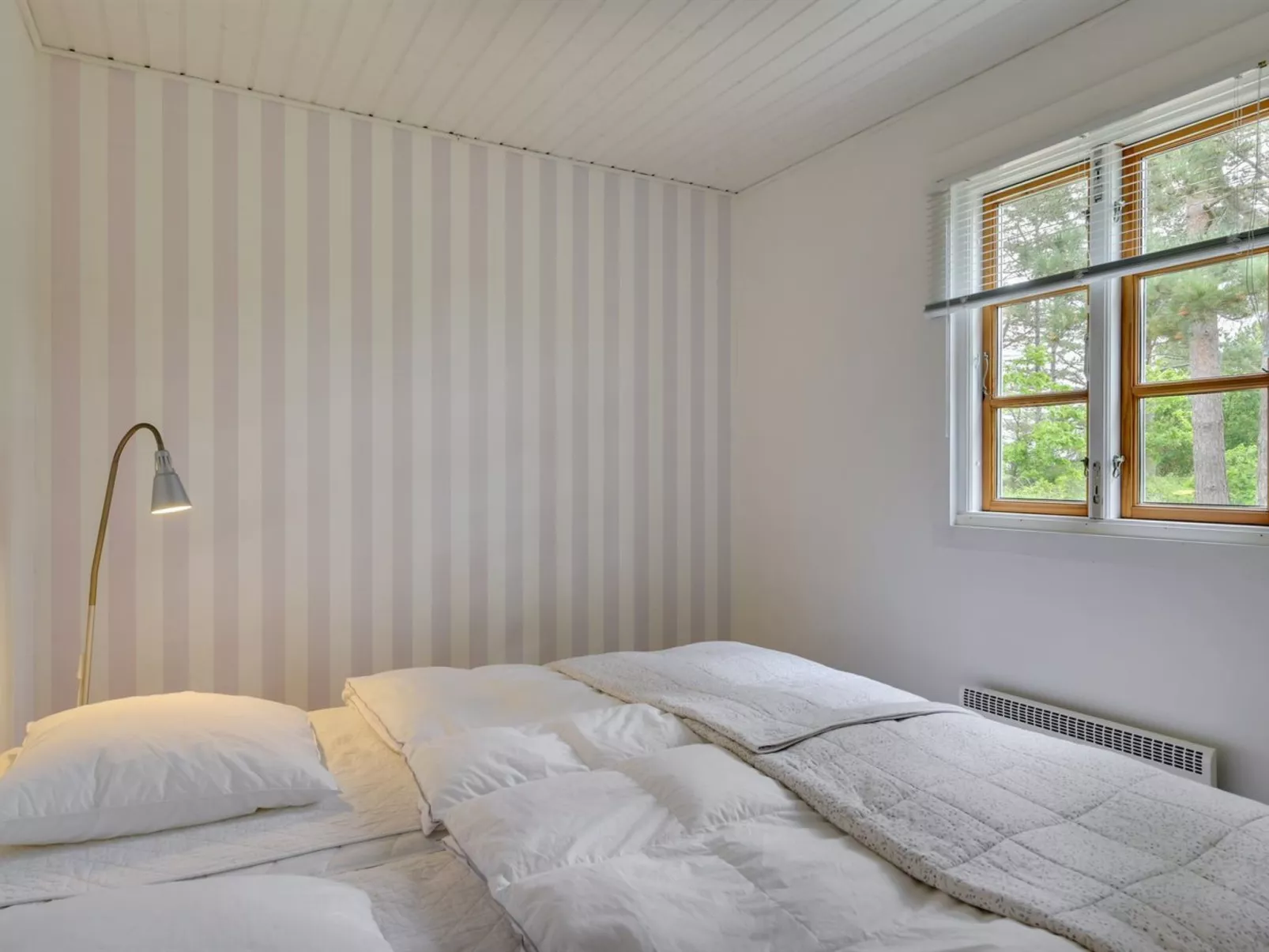 "Jute" - 100m from the sea-Inside