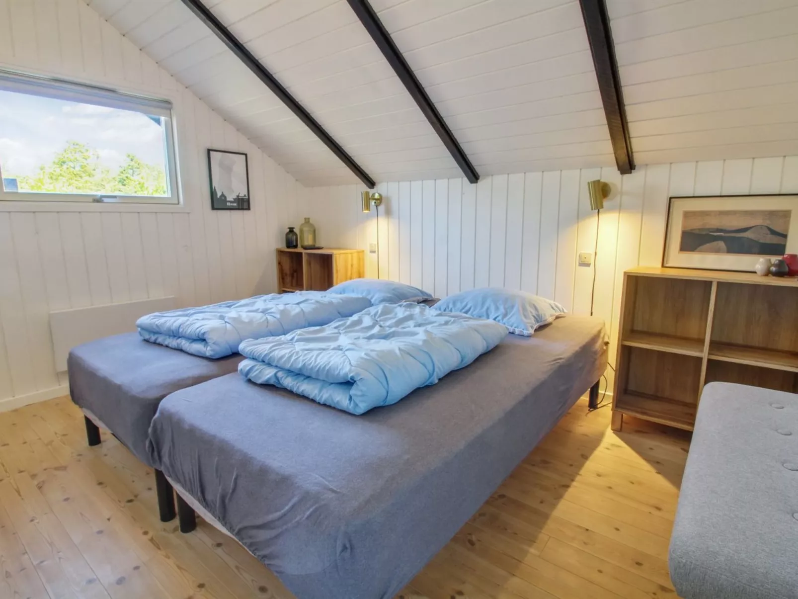 "Torbjörn" - 1.1km from the sea-Dedans