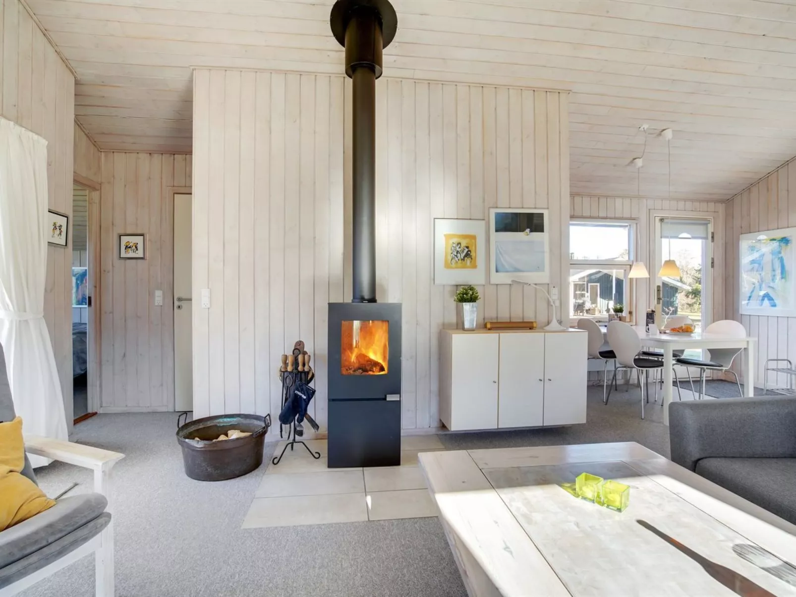 "Anahi" - 3km from the sea-Inside