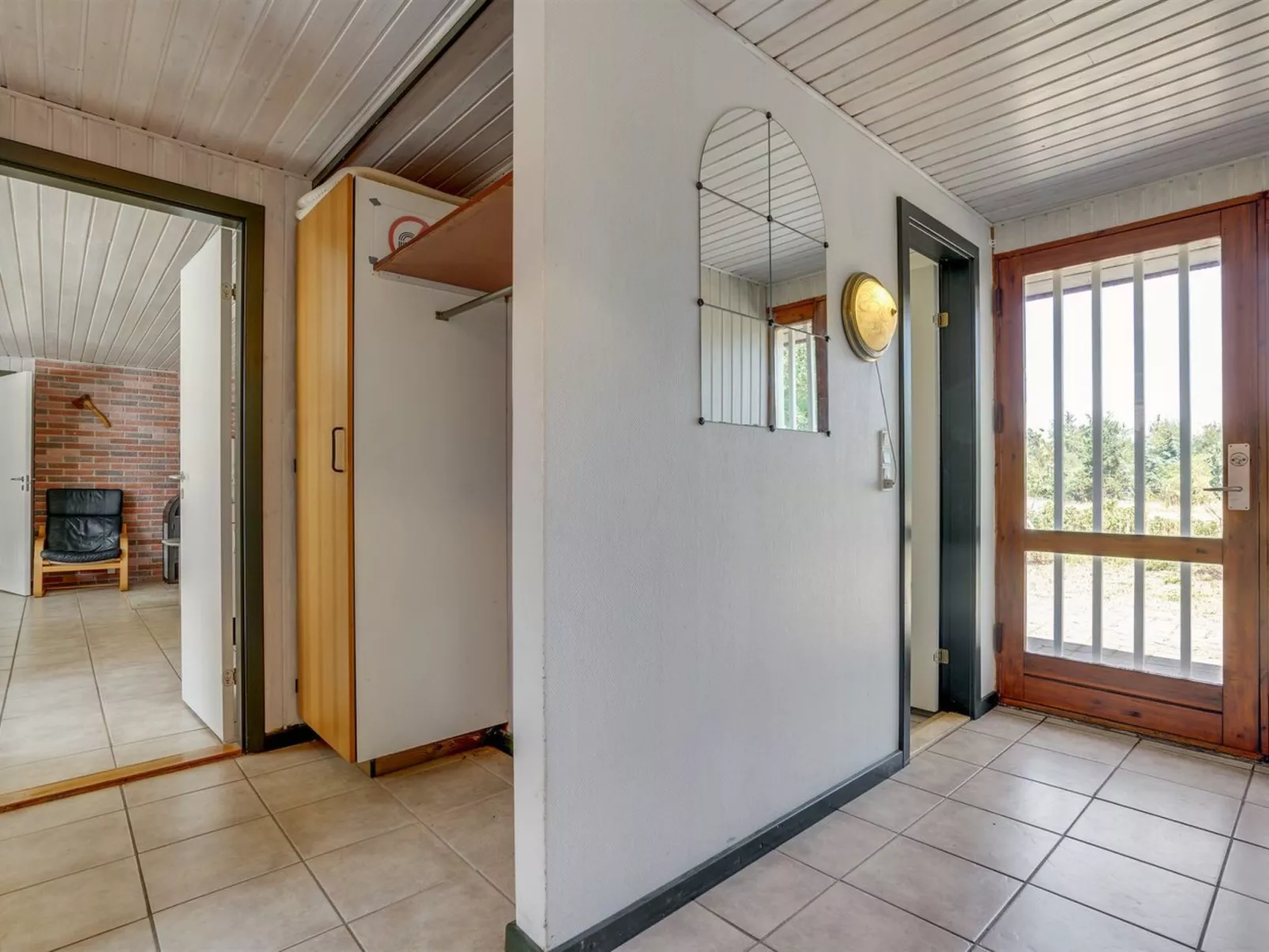 "Sitta" - 400m from the sea-Inside