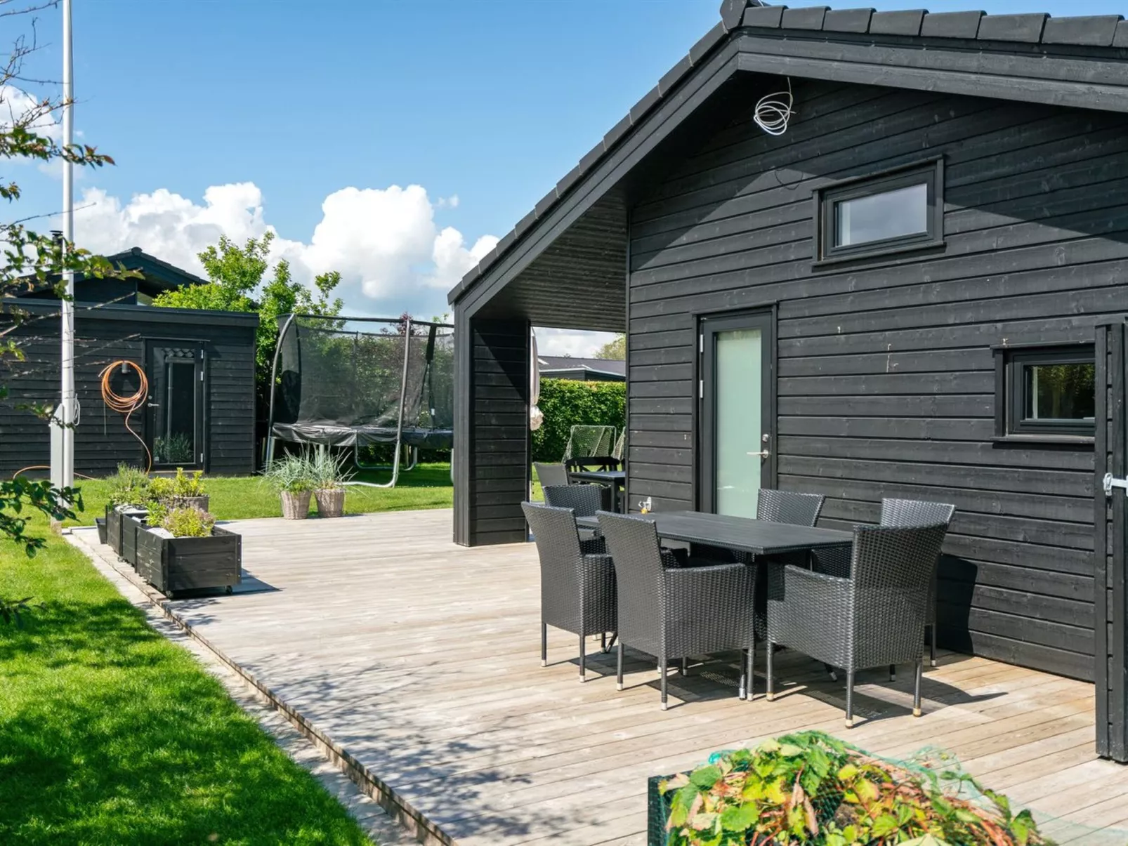 "Kjell" - 100m from the sea-Draußen