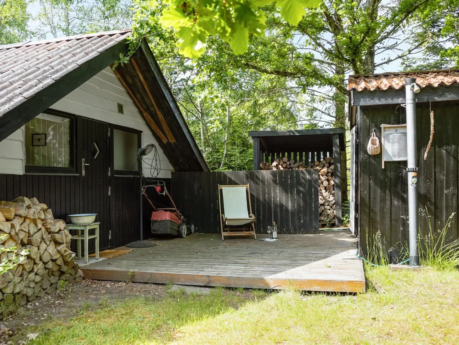 "Alika" - 200m to the fjord-Outside