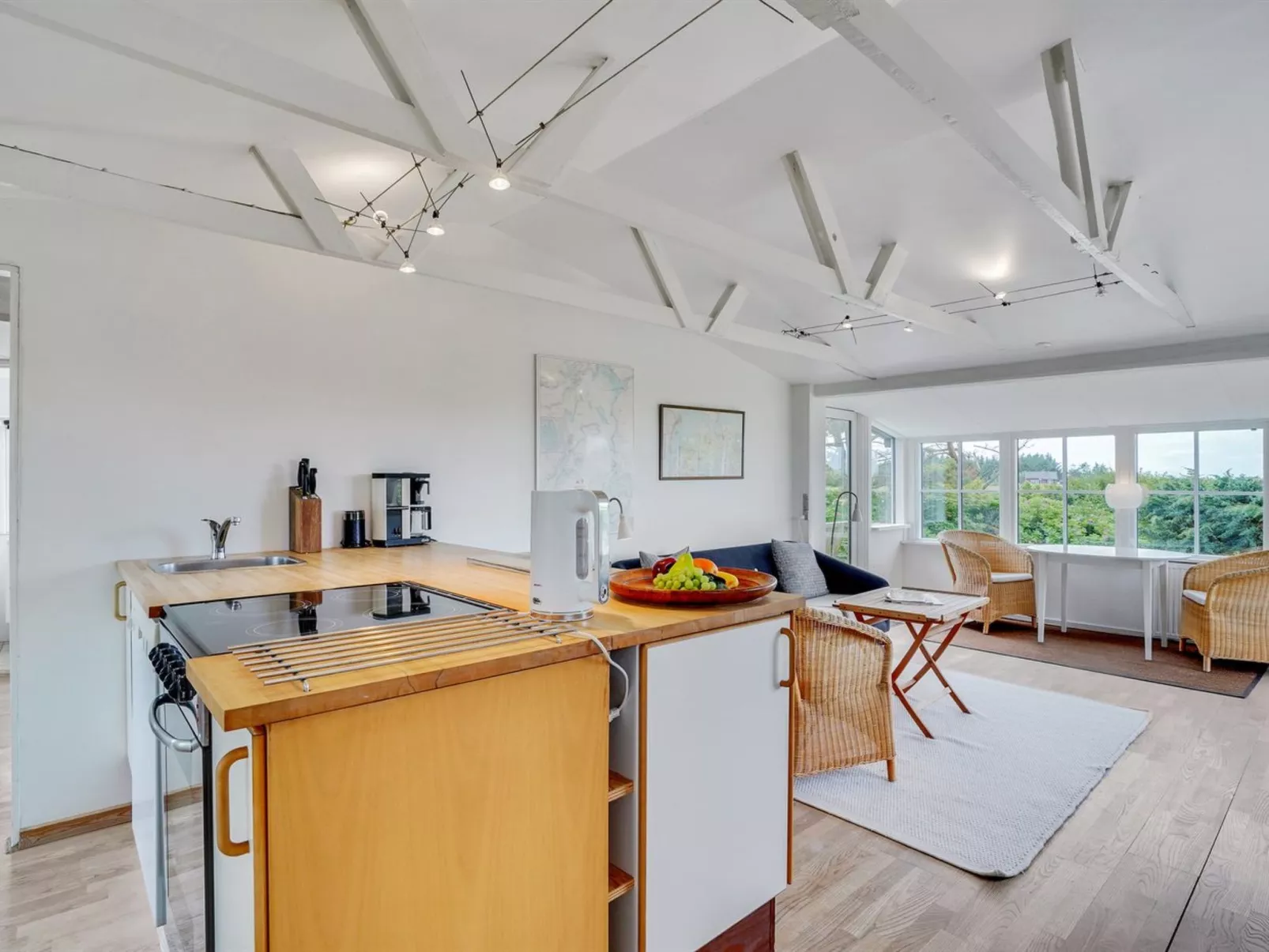 "Gren" - 90m to the fjord-Inside