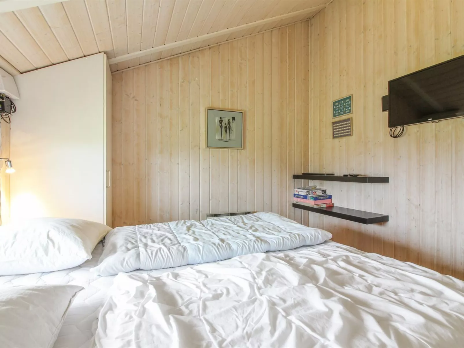 "Mette" - 98m from the sea-Inside