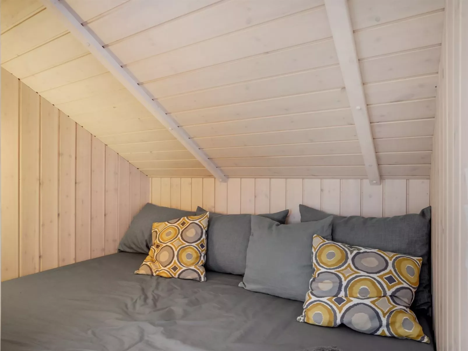 "Ano" - 950m from the sea-Inside