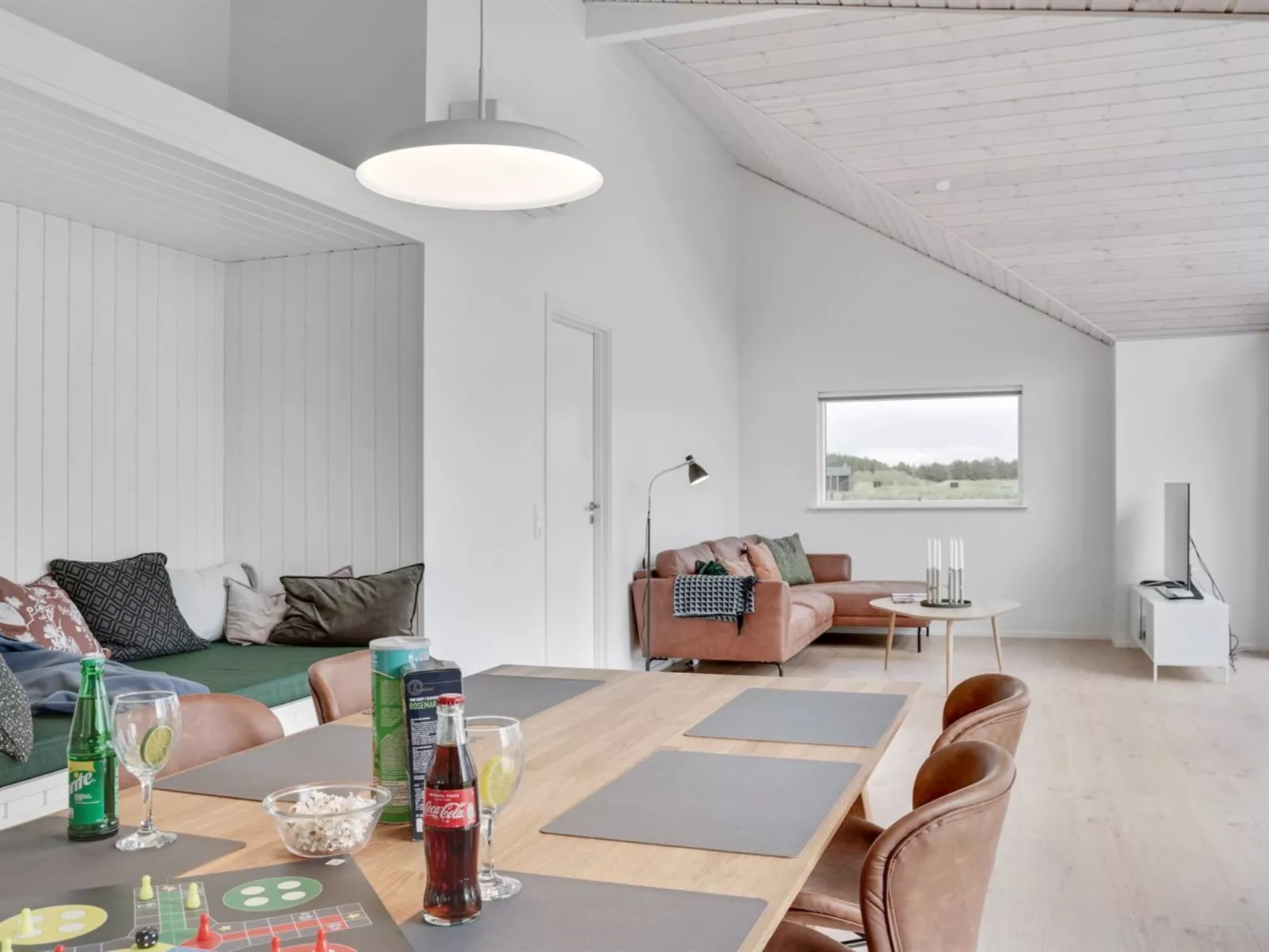 "Arlina" - 1.5km from the sea-Drinnen