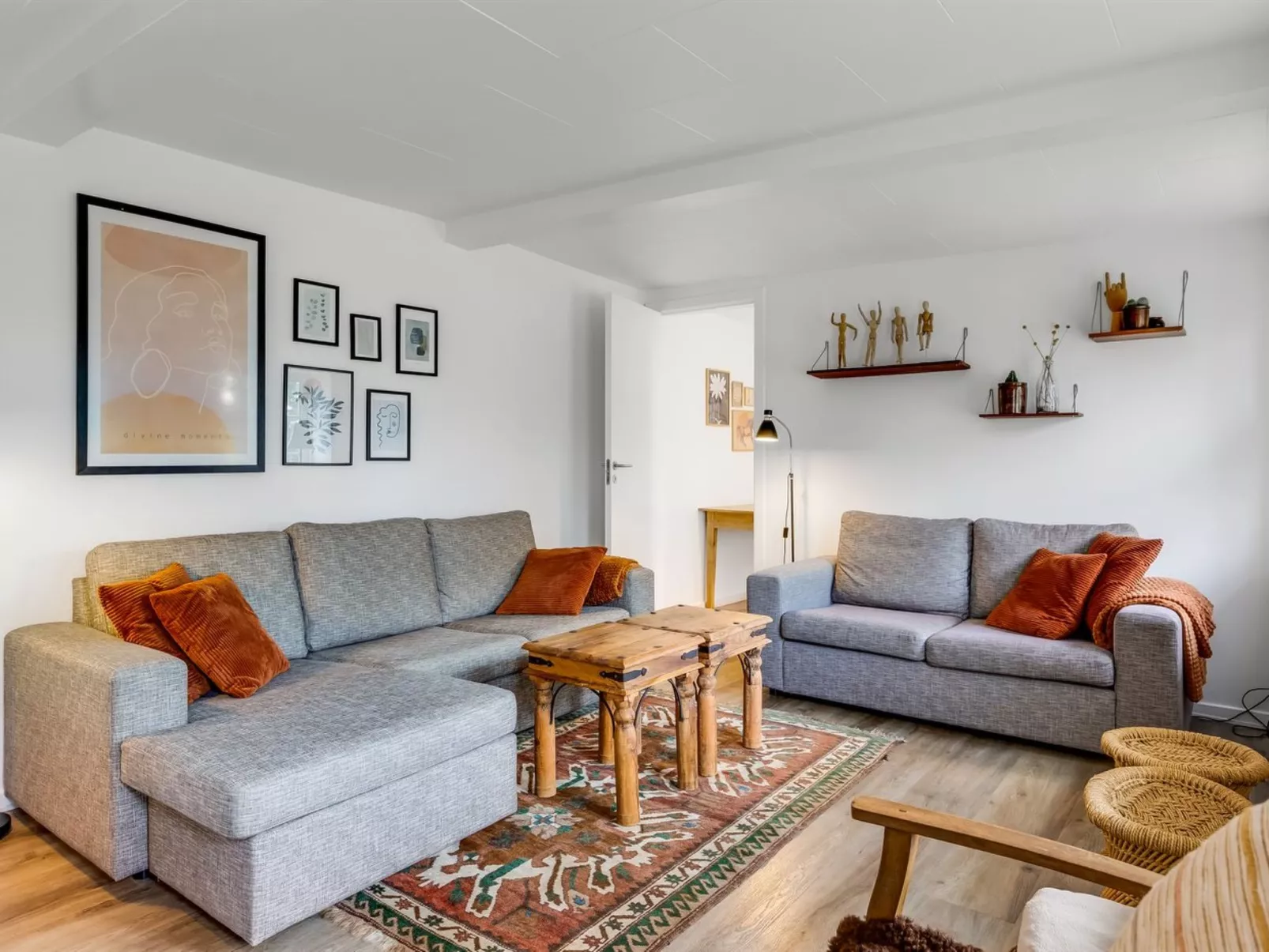 "Dolfine" - 15km from the sea-Drinnen