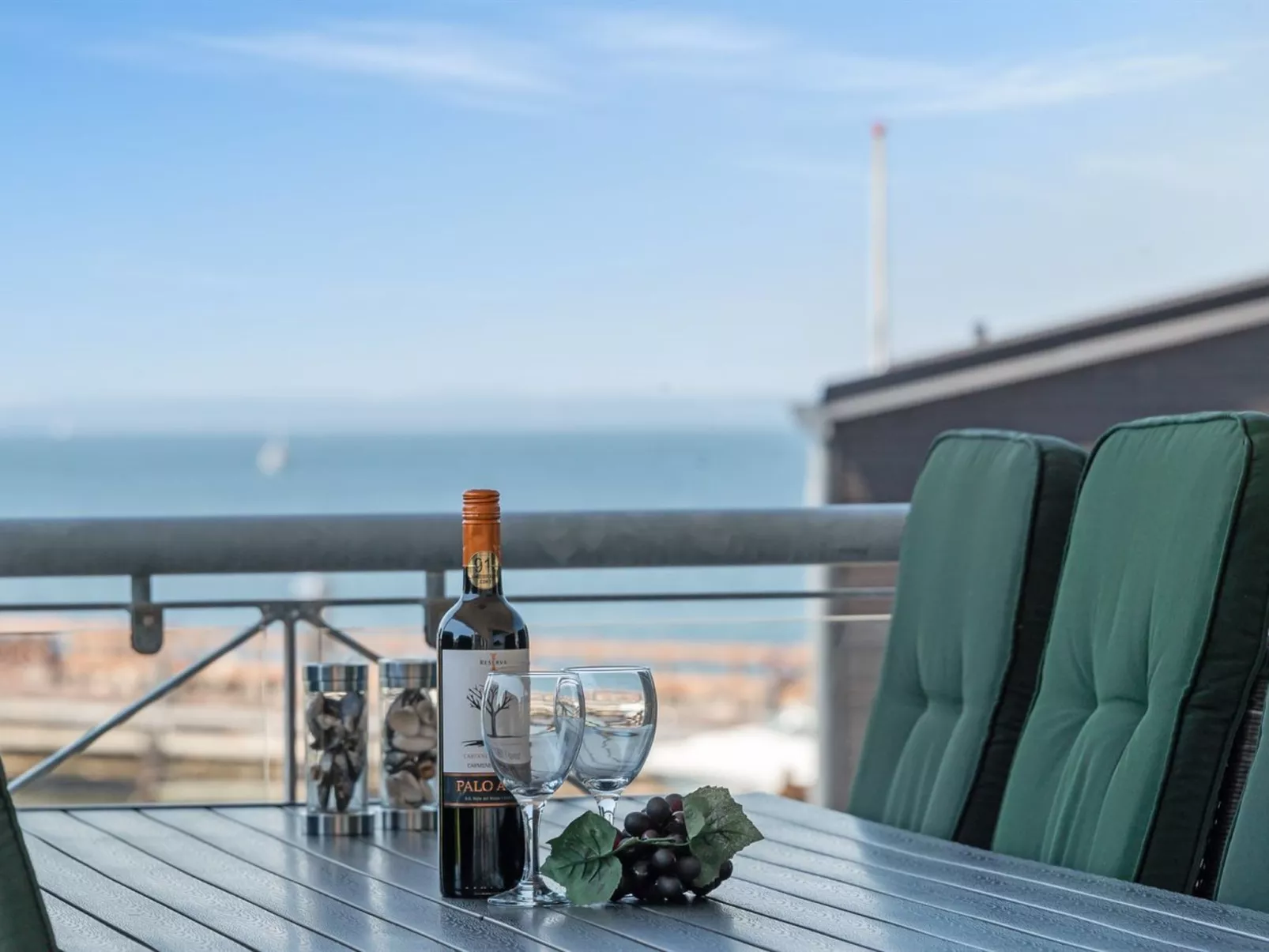 "Irma" - 25m from the sea-Outside