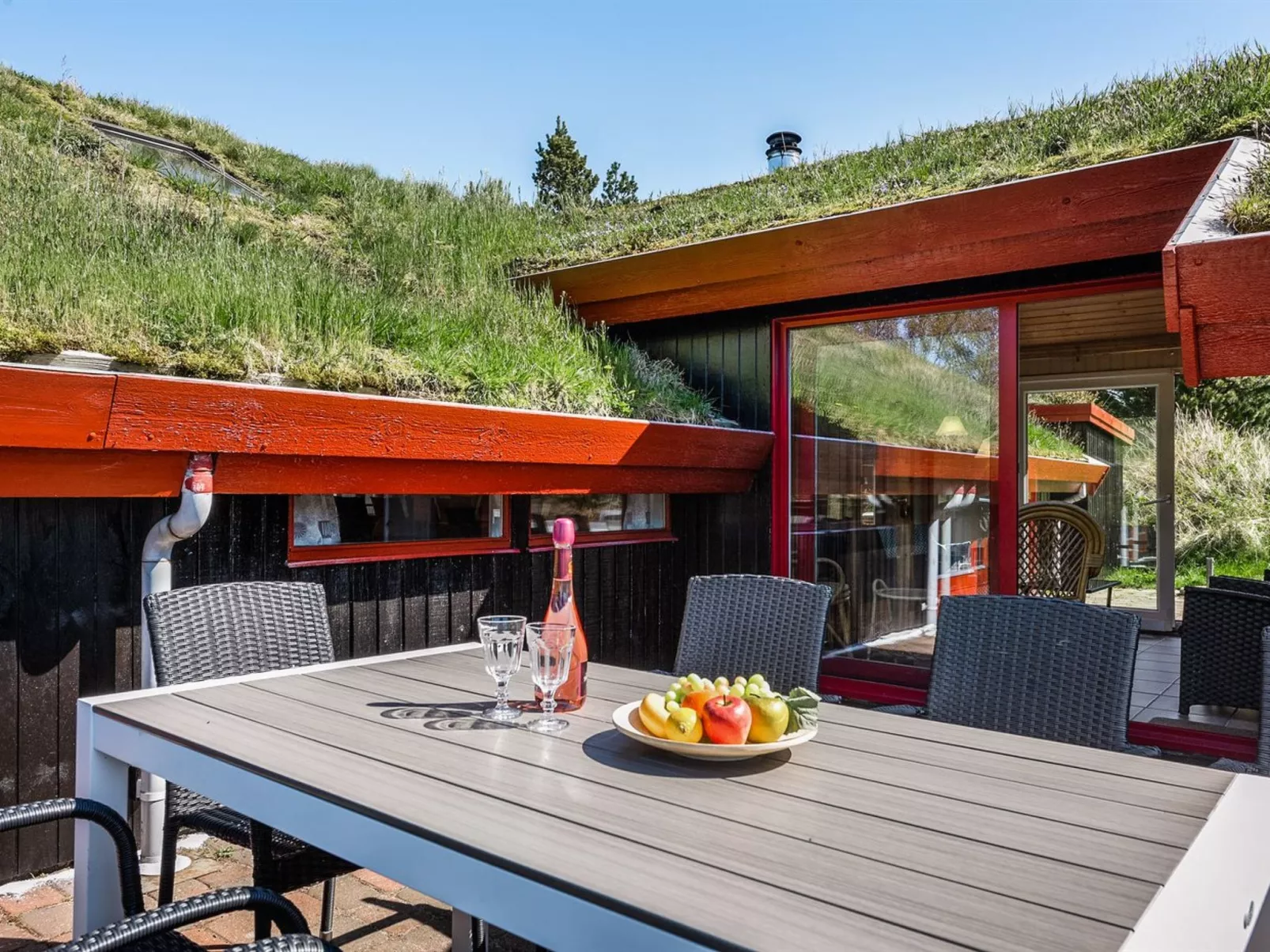 "Niyazi" - 3.1km from the sea-Outside