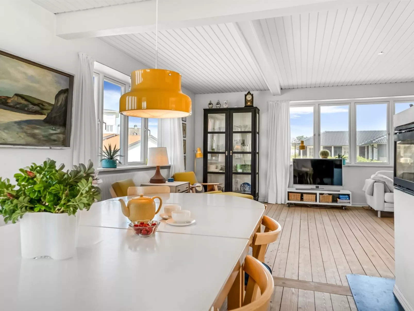 "Bruse" - 125m from the sea-Drinnen