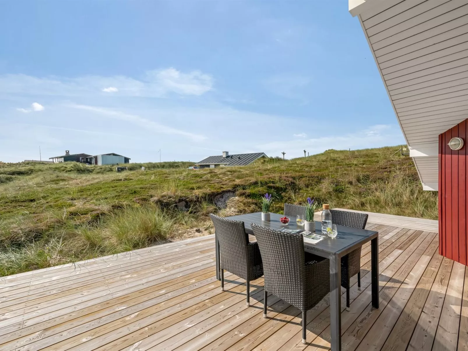 "Emelie" - 200m from the sea-Draußen