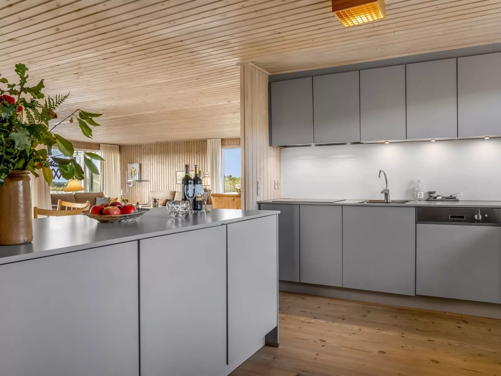 "Fransine" - 480m from the sea-Drinnen