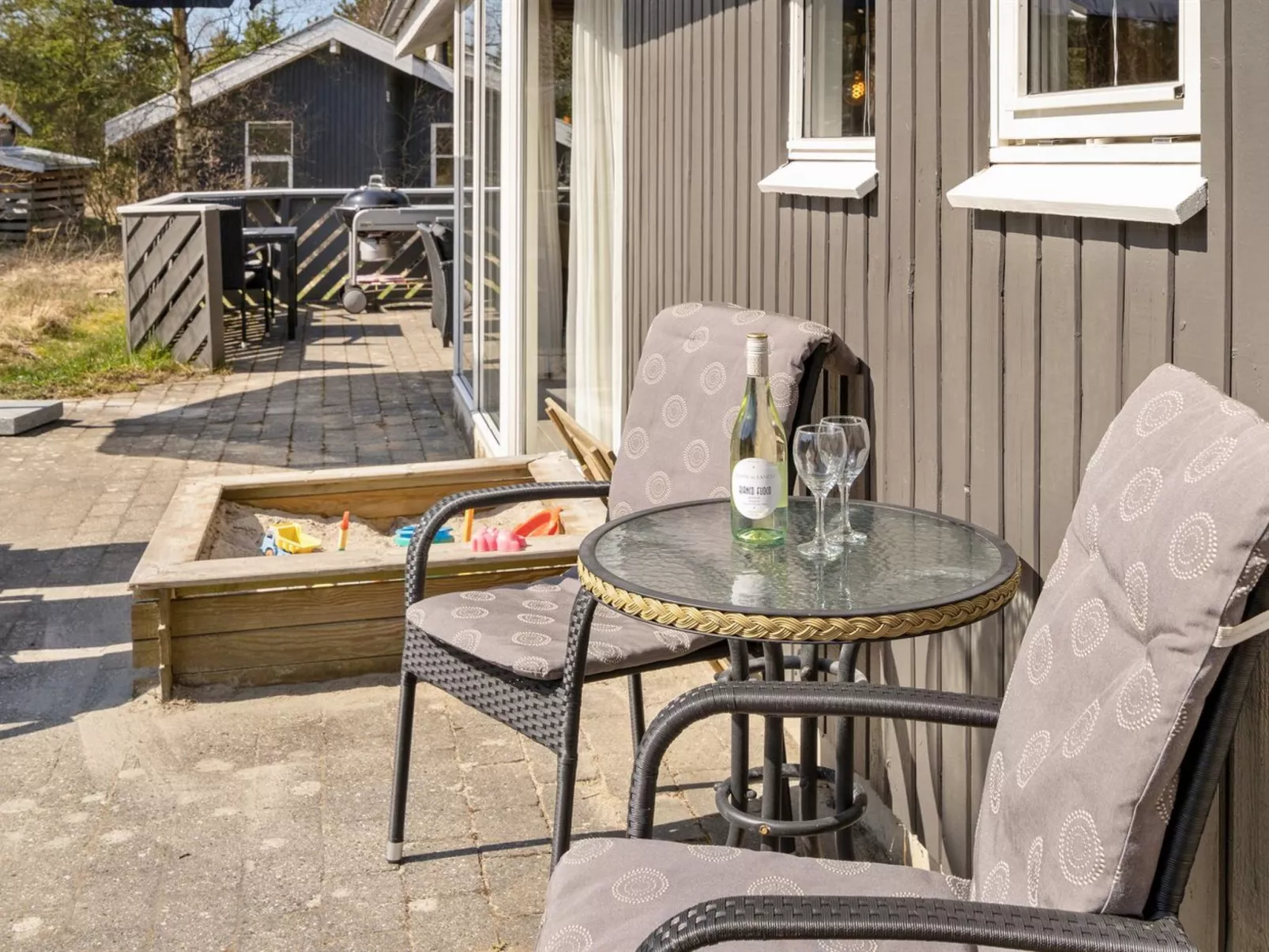 "Sighbiorn" - 950m from the sea-Outside