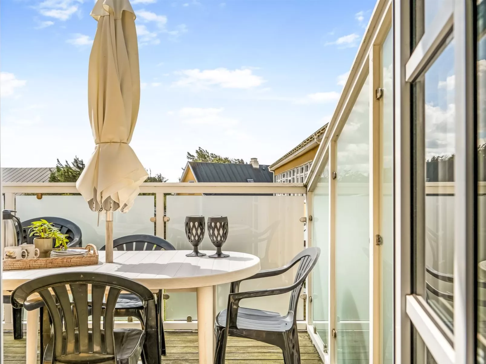 "Jördis" - 150m from the sea-Draußen