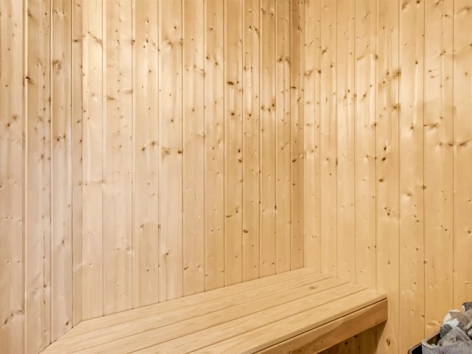 "Svenny" - 800m from the sea-Dedans