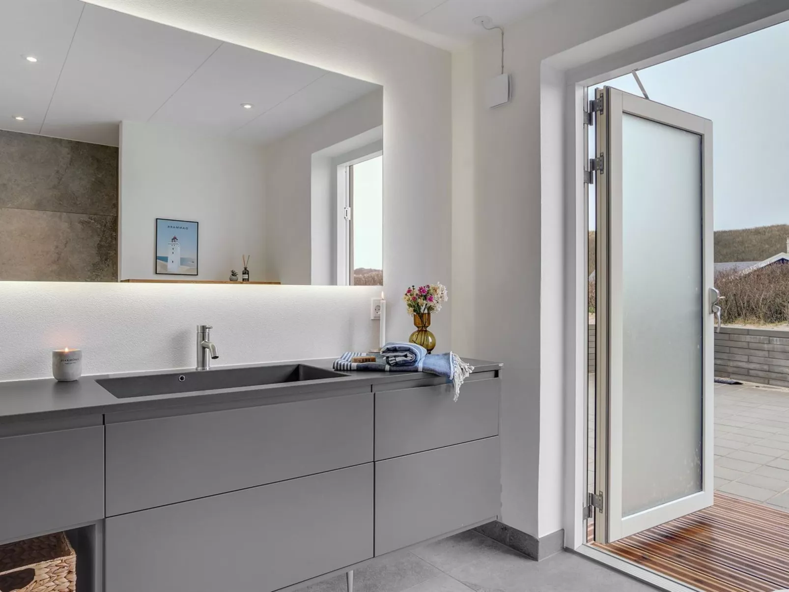 "Annelouise" - 100m from the sea-Inside