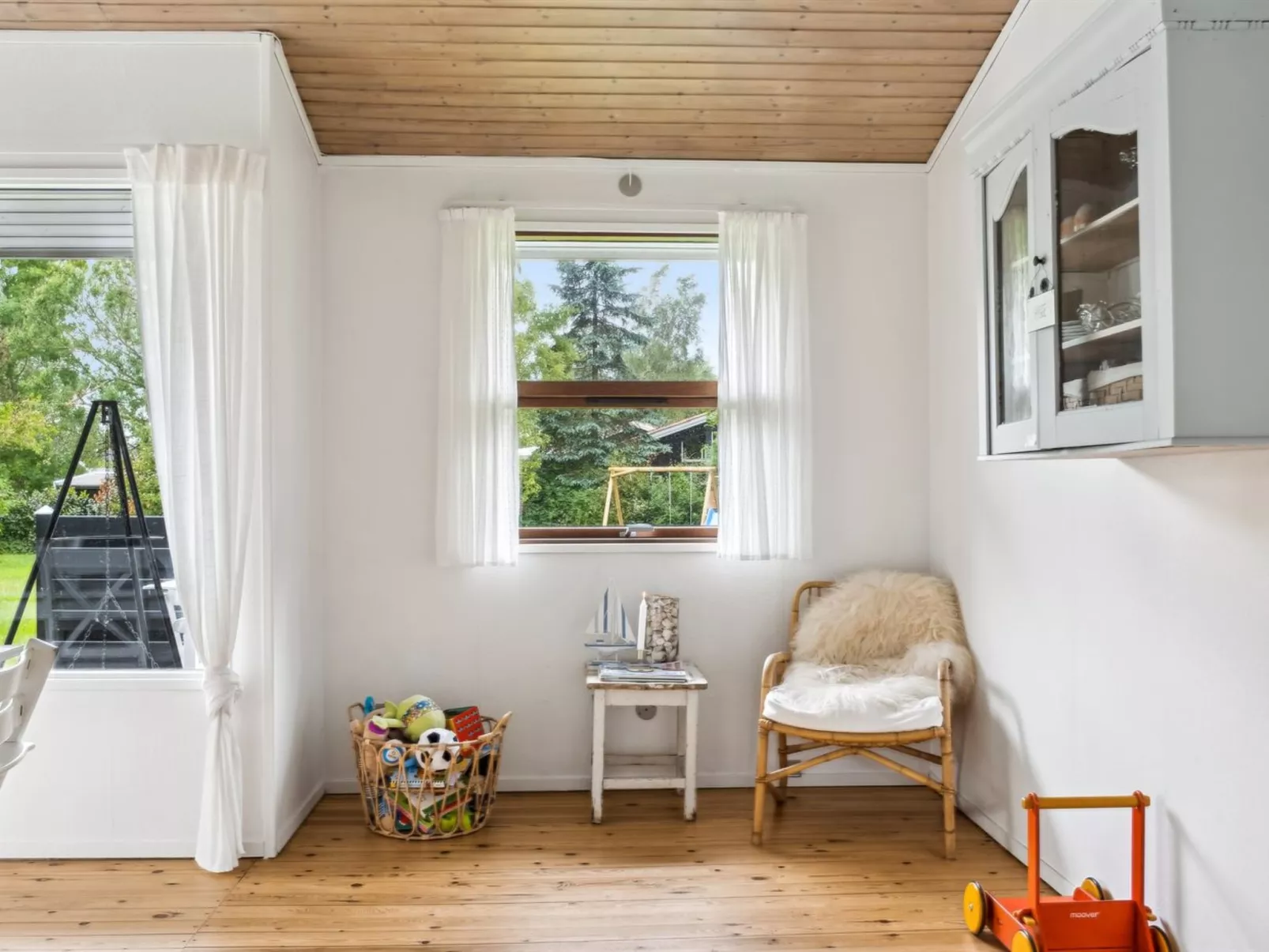 "Morten" - 500m from the sea-Inside