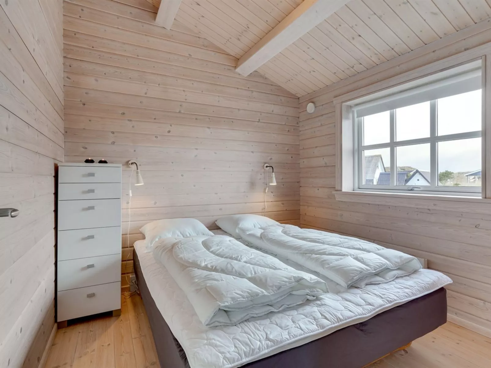 "Herfrid" - 600m from the sea-Dedans