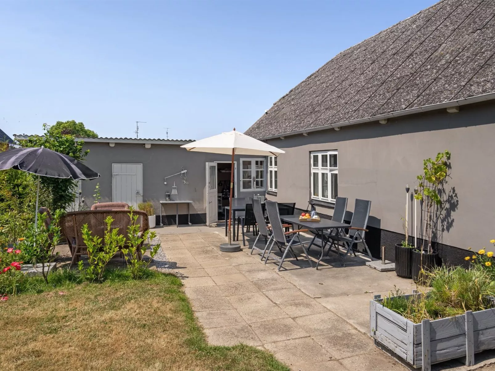 "Evje" - 250m from the sea-Outside