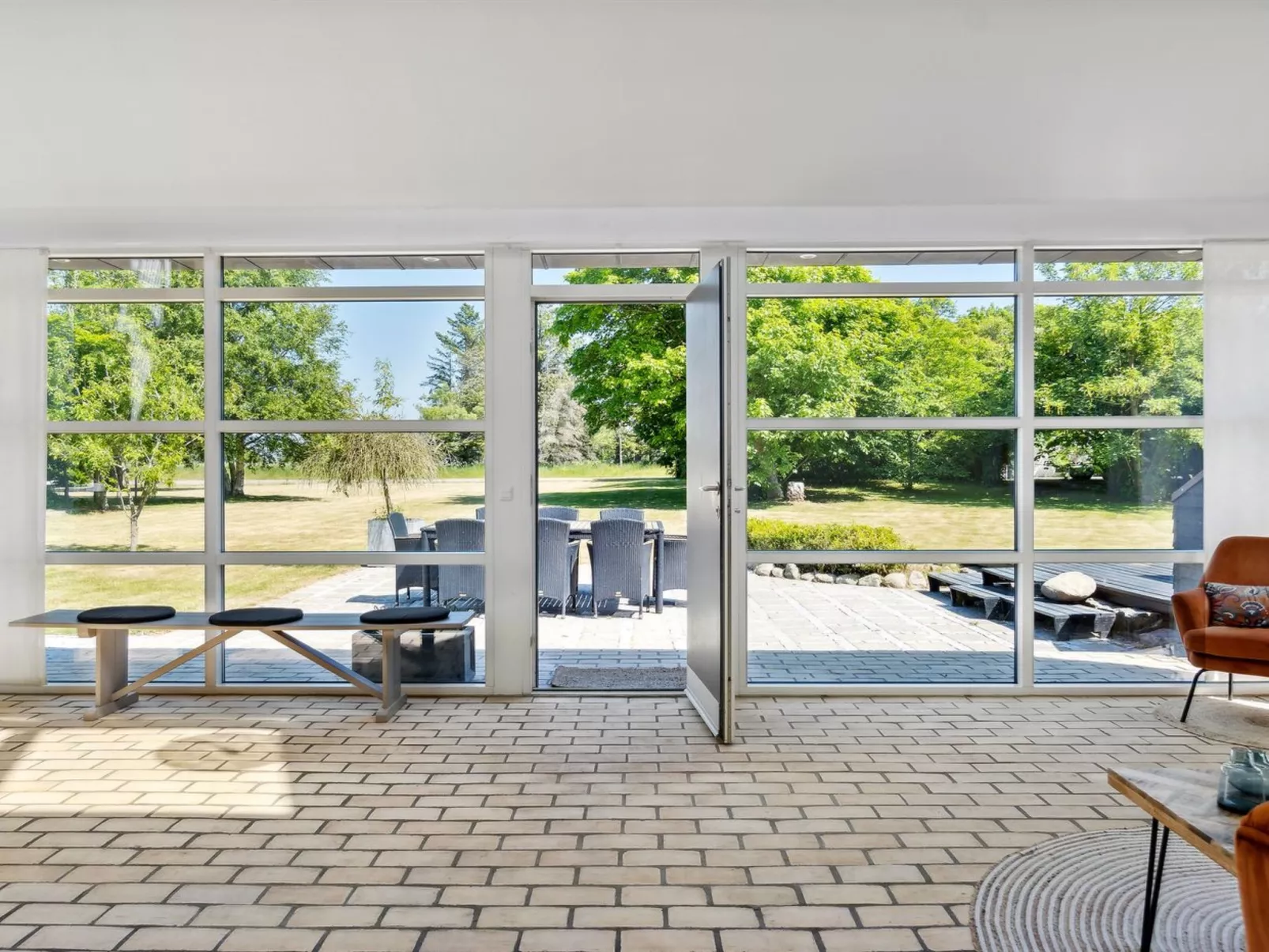 "Thilo" - 2.3km from the sea-Inside