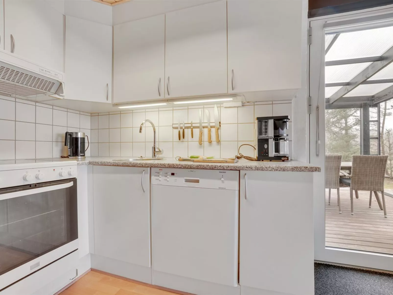 "Lefke" - 400m to the fjord-Inside