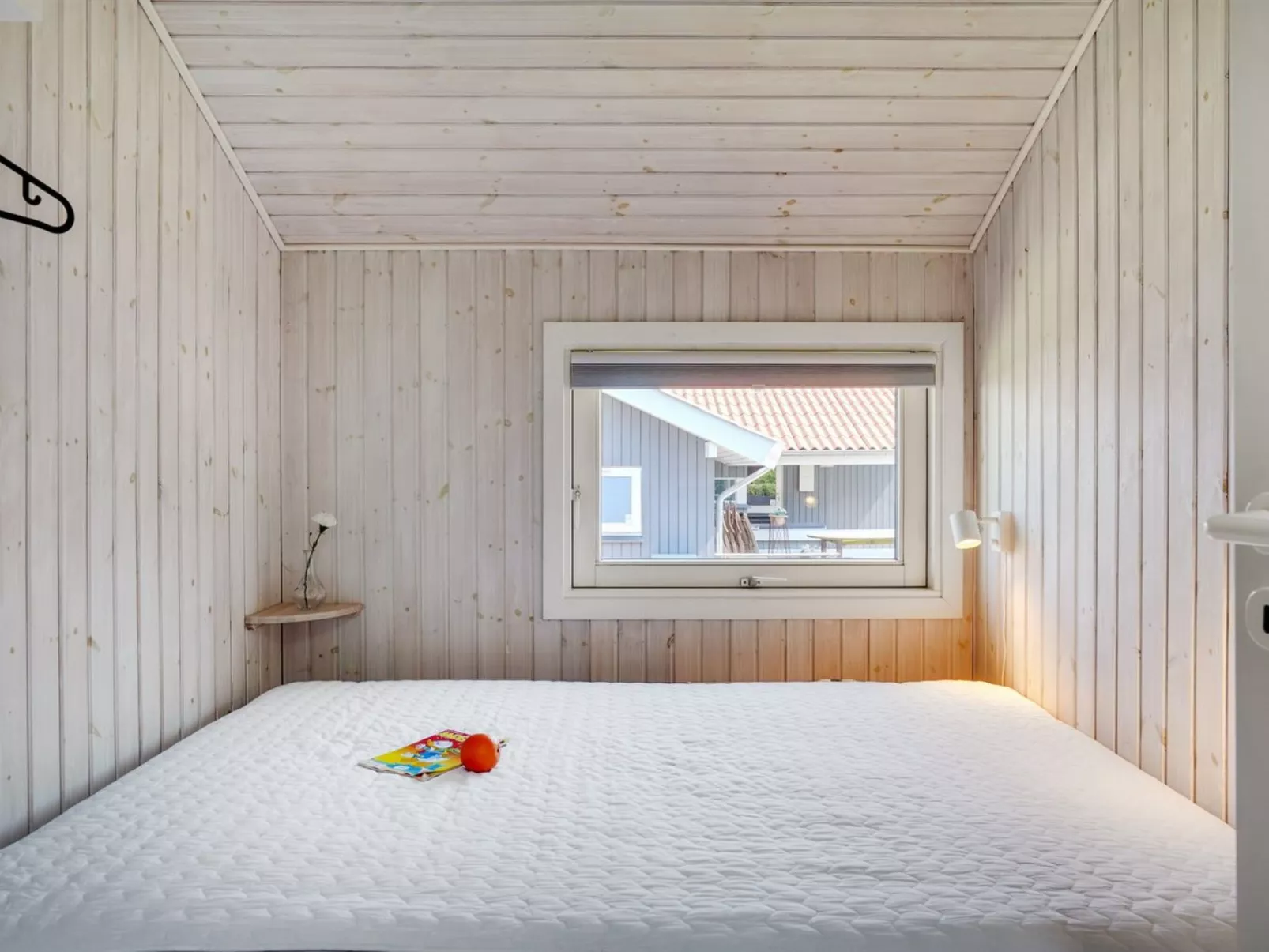 "Diertje" - 10m from the sea-Inside