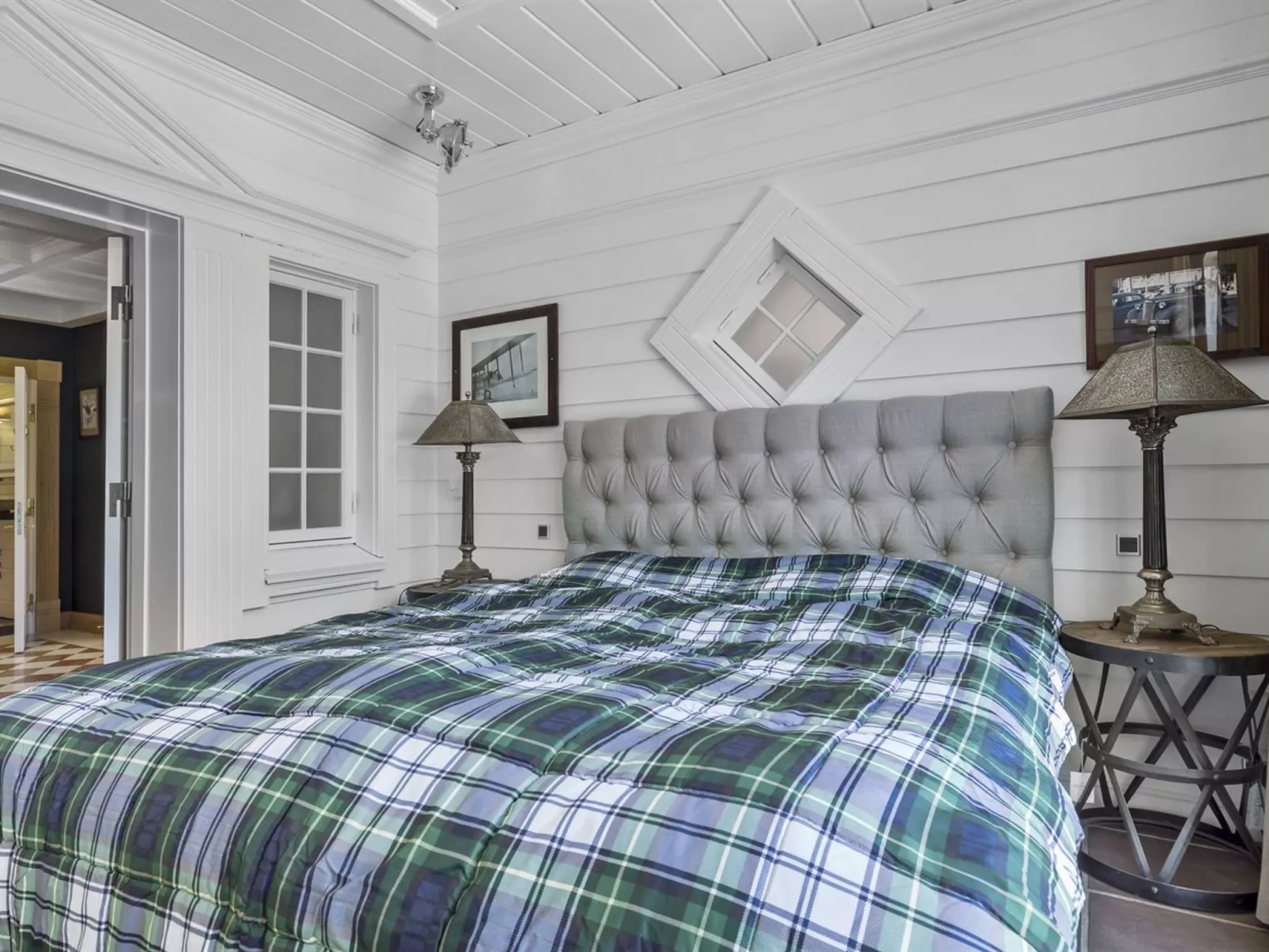 "Titia" - 1.2km to the fjord-Dedans