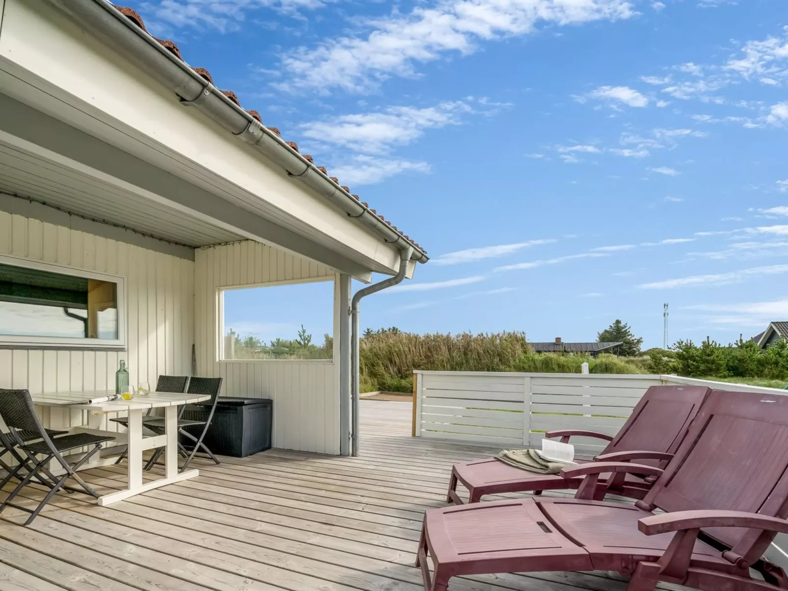 "Saxe" -  from the sea-Outside