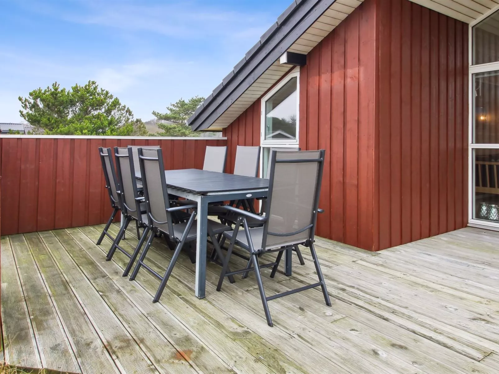 "Tiane" - 800m from the sea-Outside