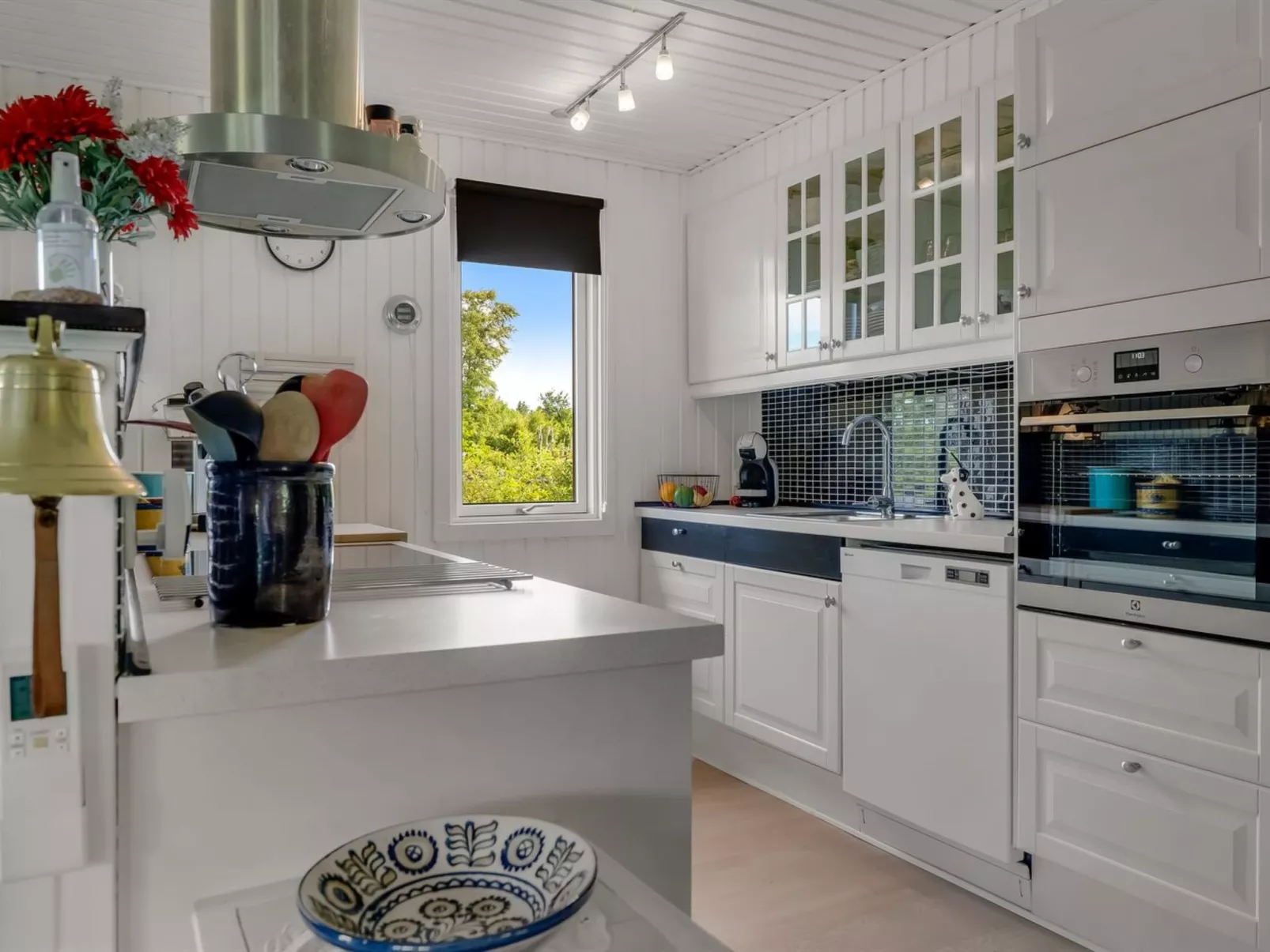 "Aima" - 400m from the sea-Inside