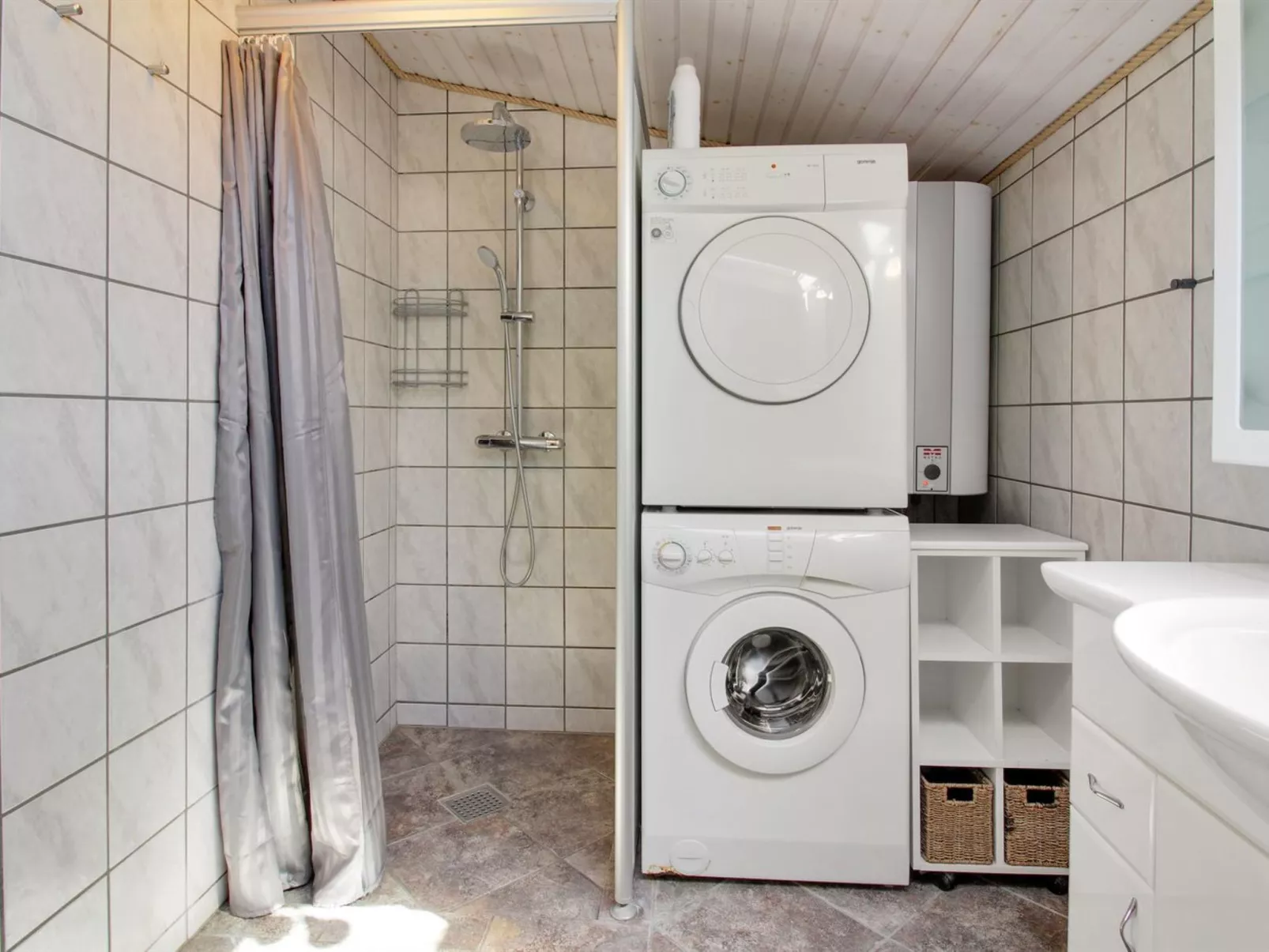 "Vika" - 600m from the sea-Inside