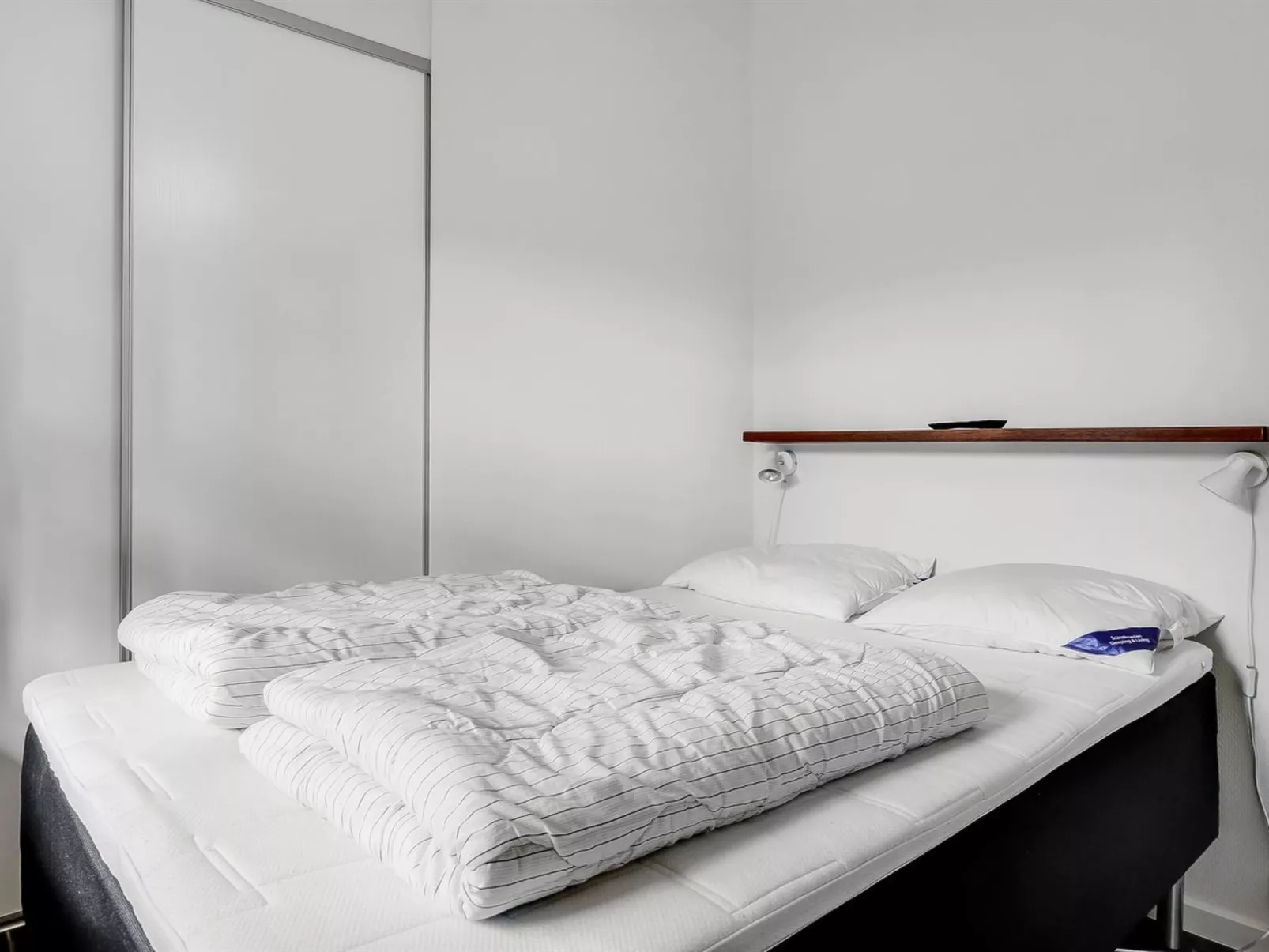 "Amundi" - 3.8km from the sea-Inside