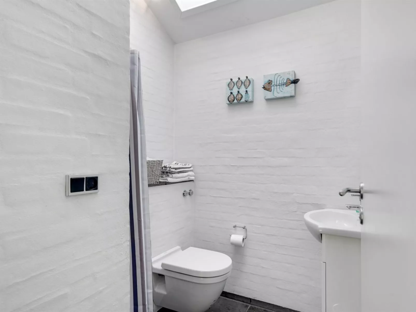 "Angelarij" -  from the sea-Drinnen