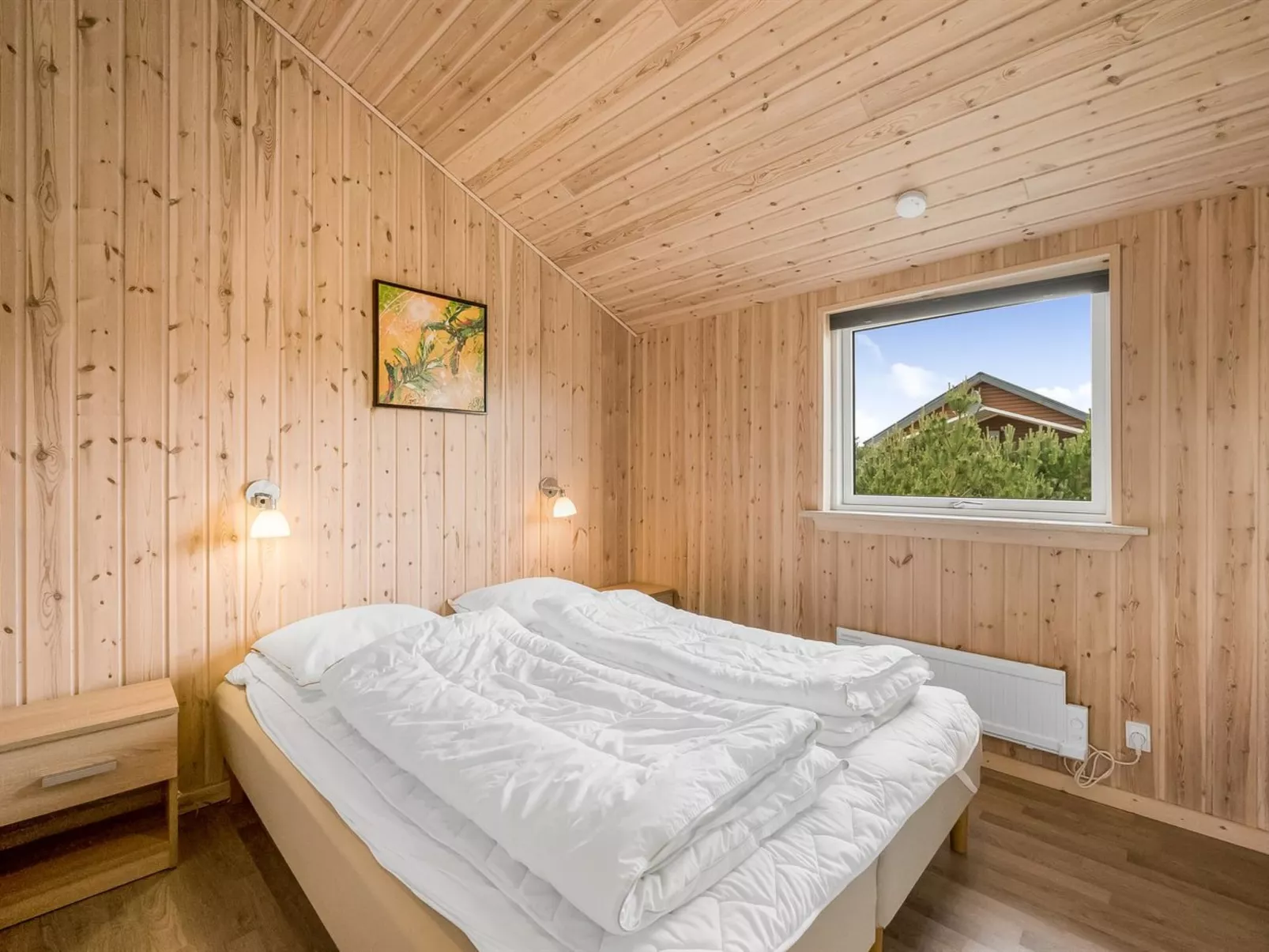 "Clement" - 500m to the fjord-Drinnen