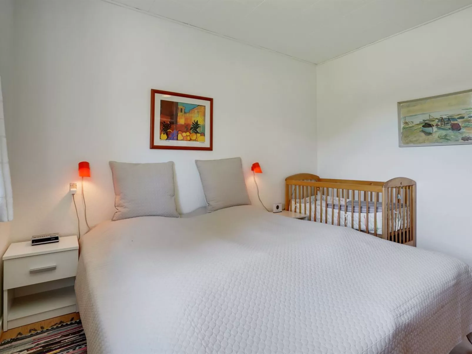 "Slavjanka" - 2km from the sea-Inside