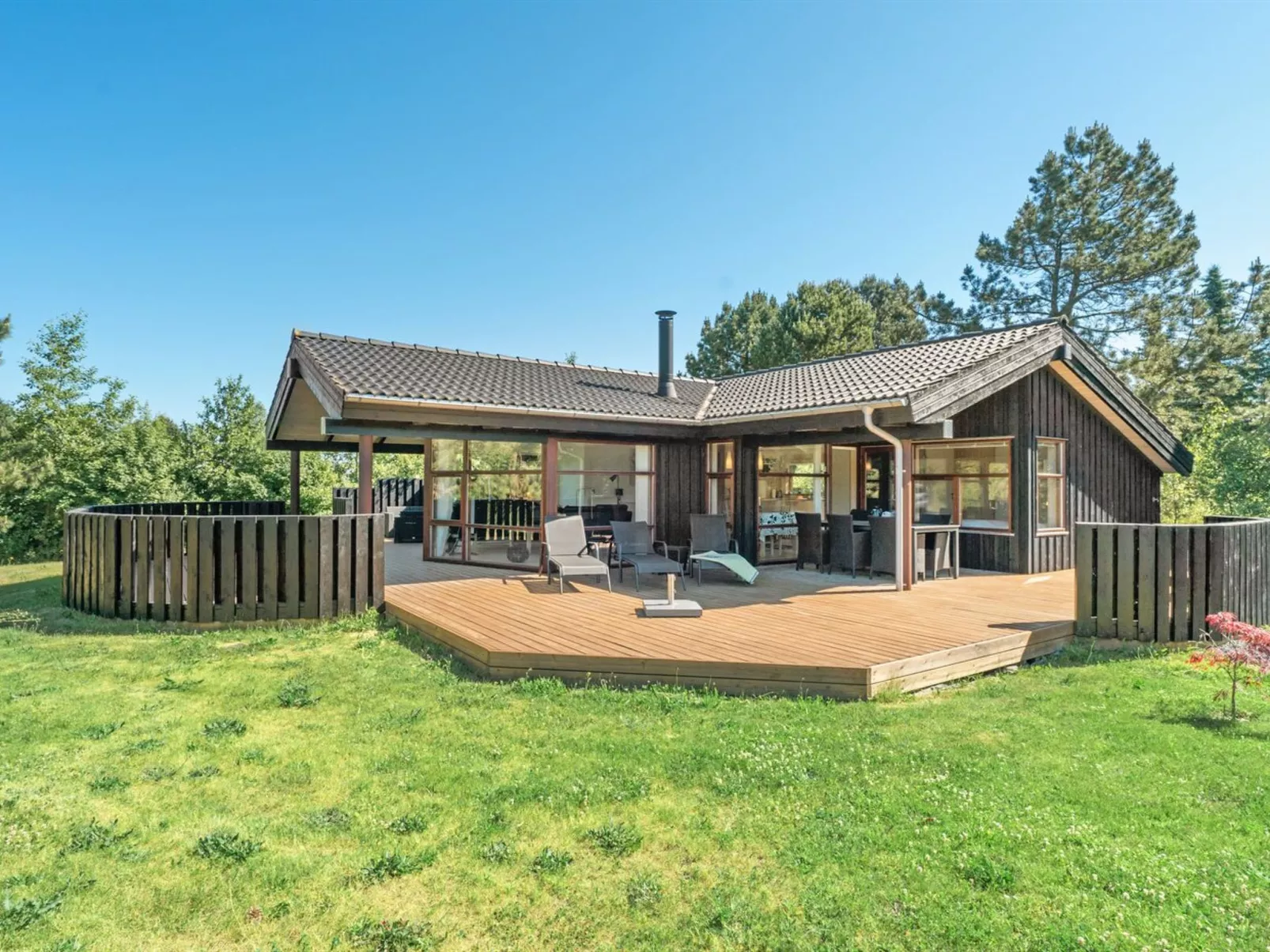 "Kali" - 900m to the fjord-Outside