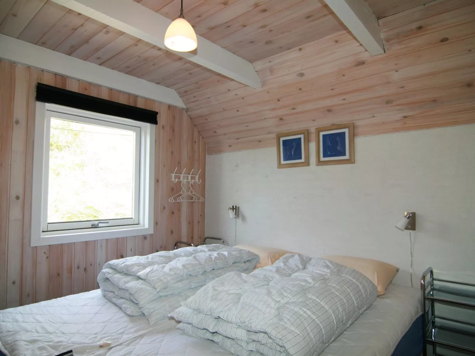 "Sys" - 500m from the sea-Inside