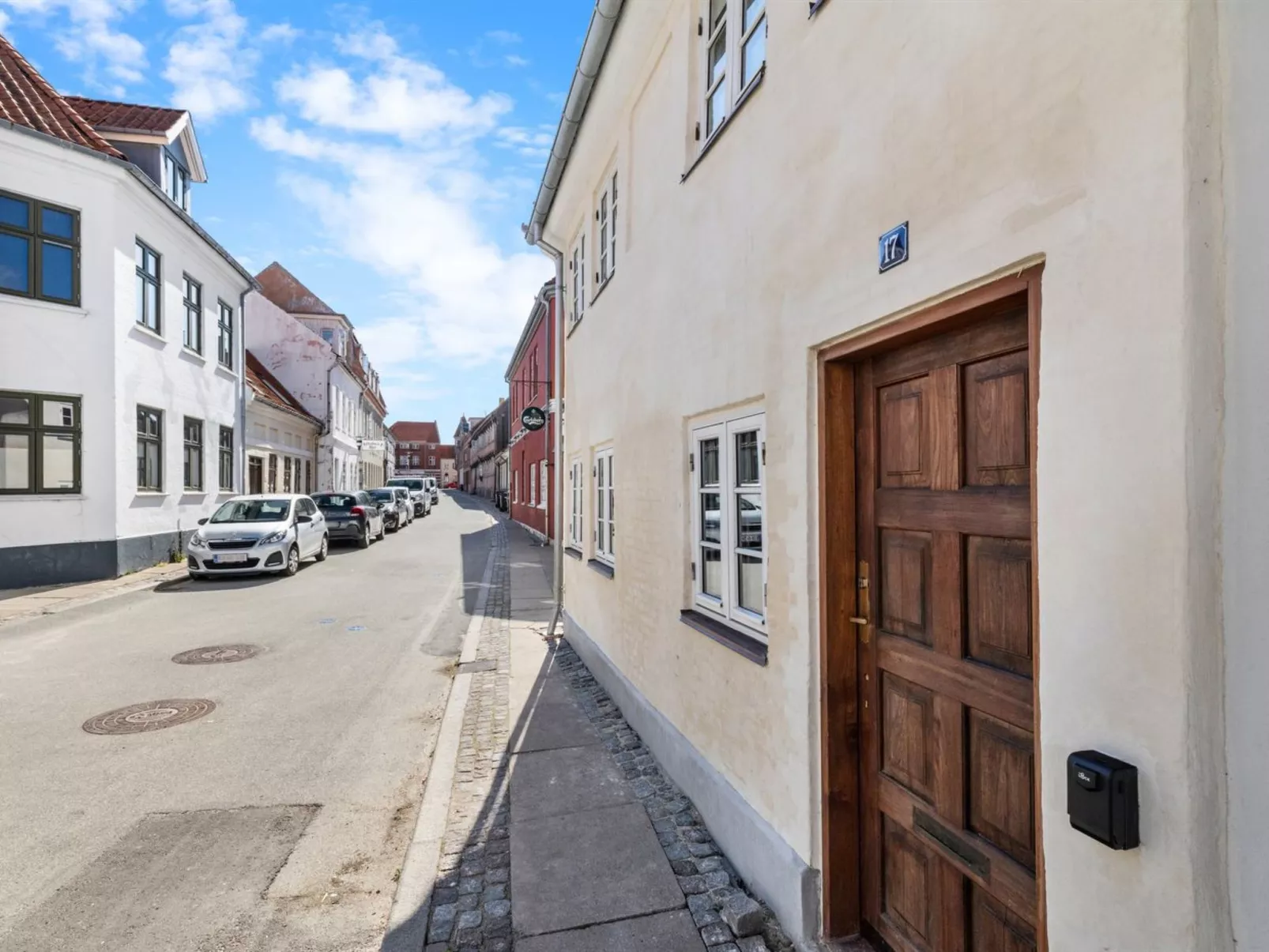 "Gaby" - 250m from the sea-Draußen