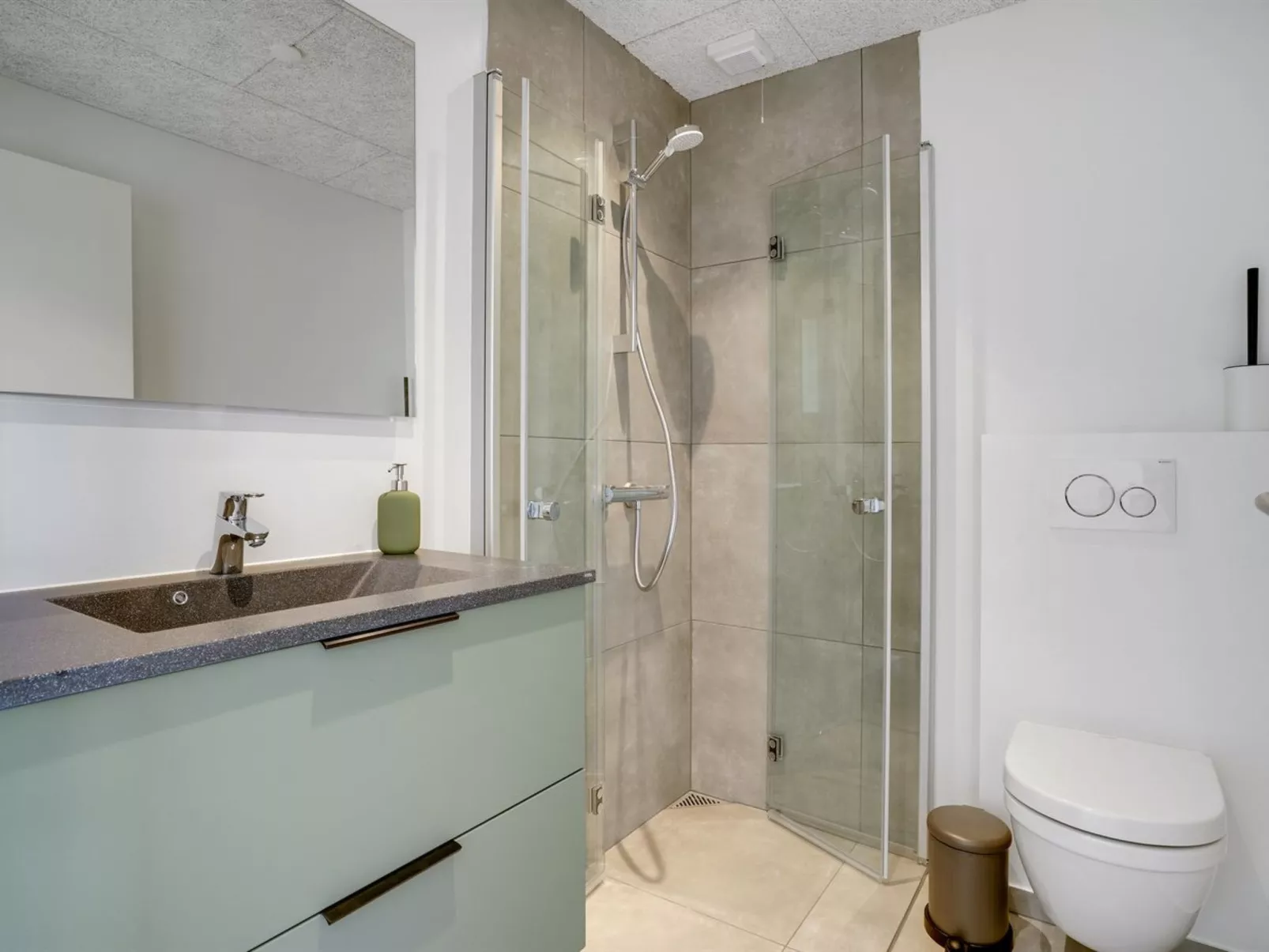 "Alpo" - 450m from the sea-Drinnen