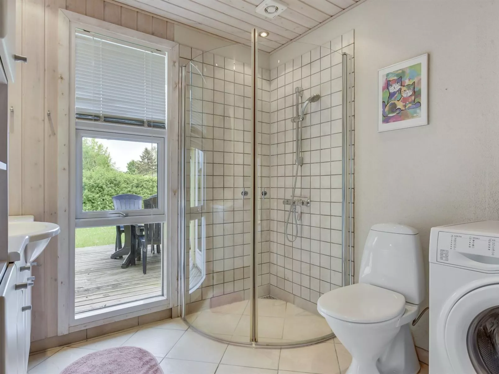 "Virpi" - 400m from the sea-Inside