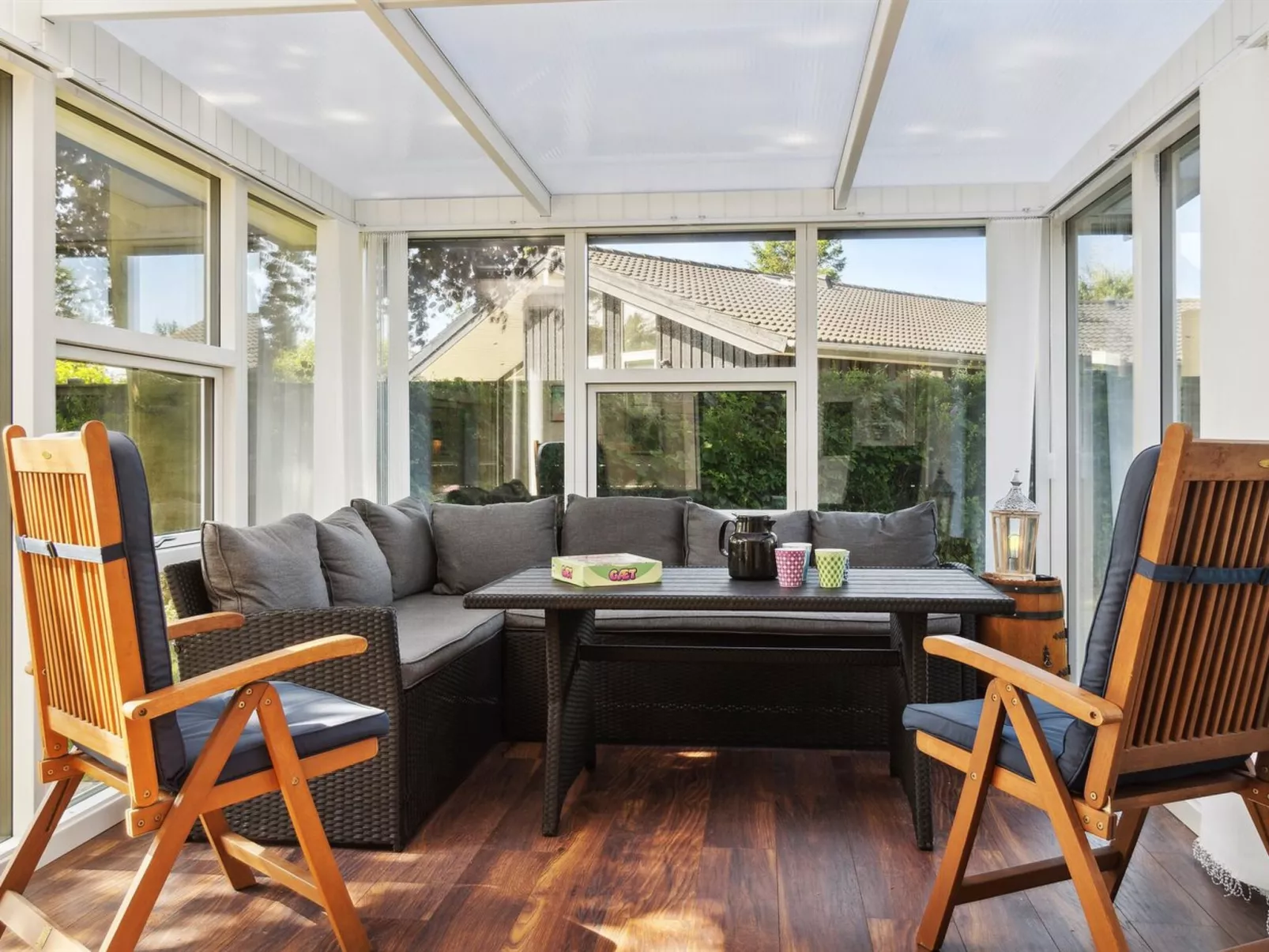 "Winona" - 300m from the sea-Drinnen