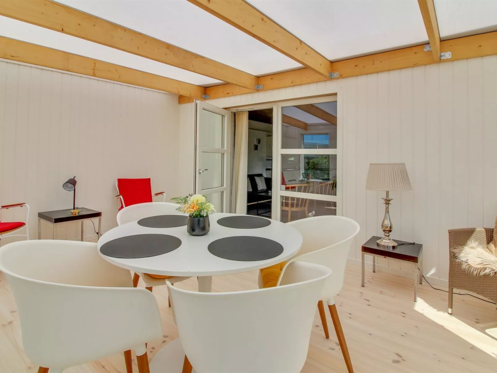 "Haklang" - 200m from the sea-Drinnen