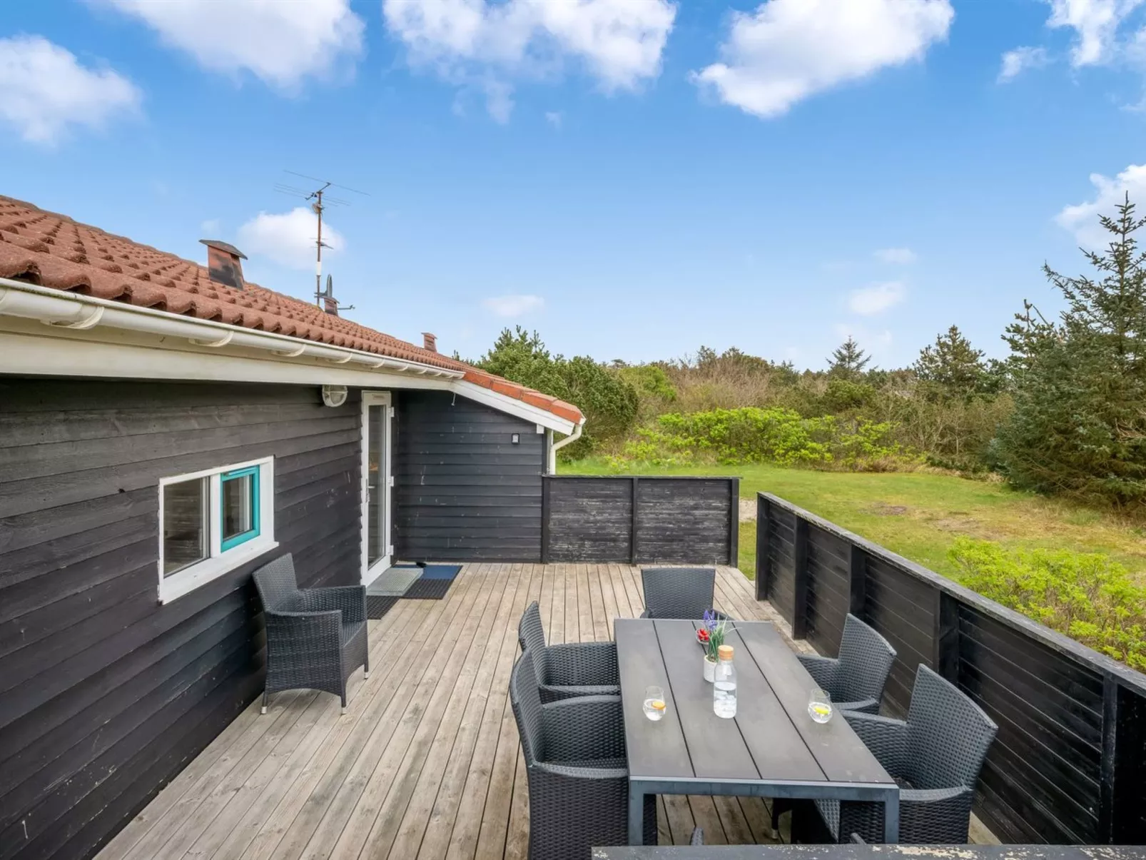 "Andrie" - 800m from the sea-Outside