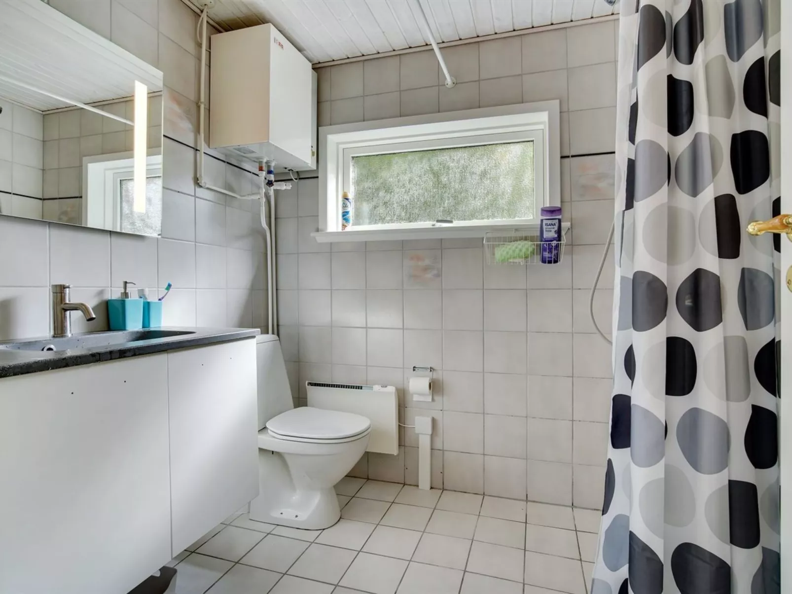 "Gorm" - 300m from the sea-Inside