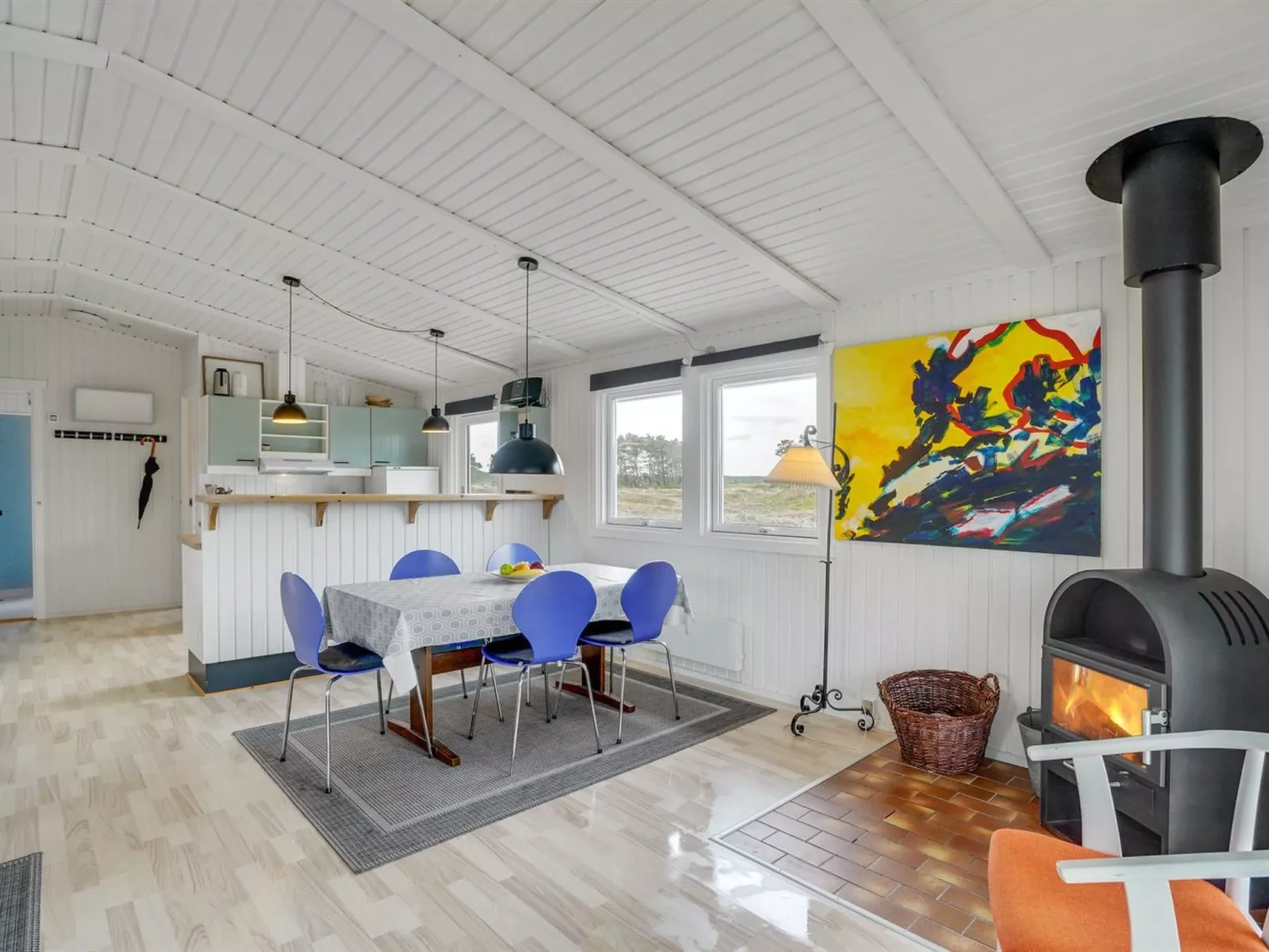 "Mads" - 950m from the sea-Drinnen