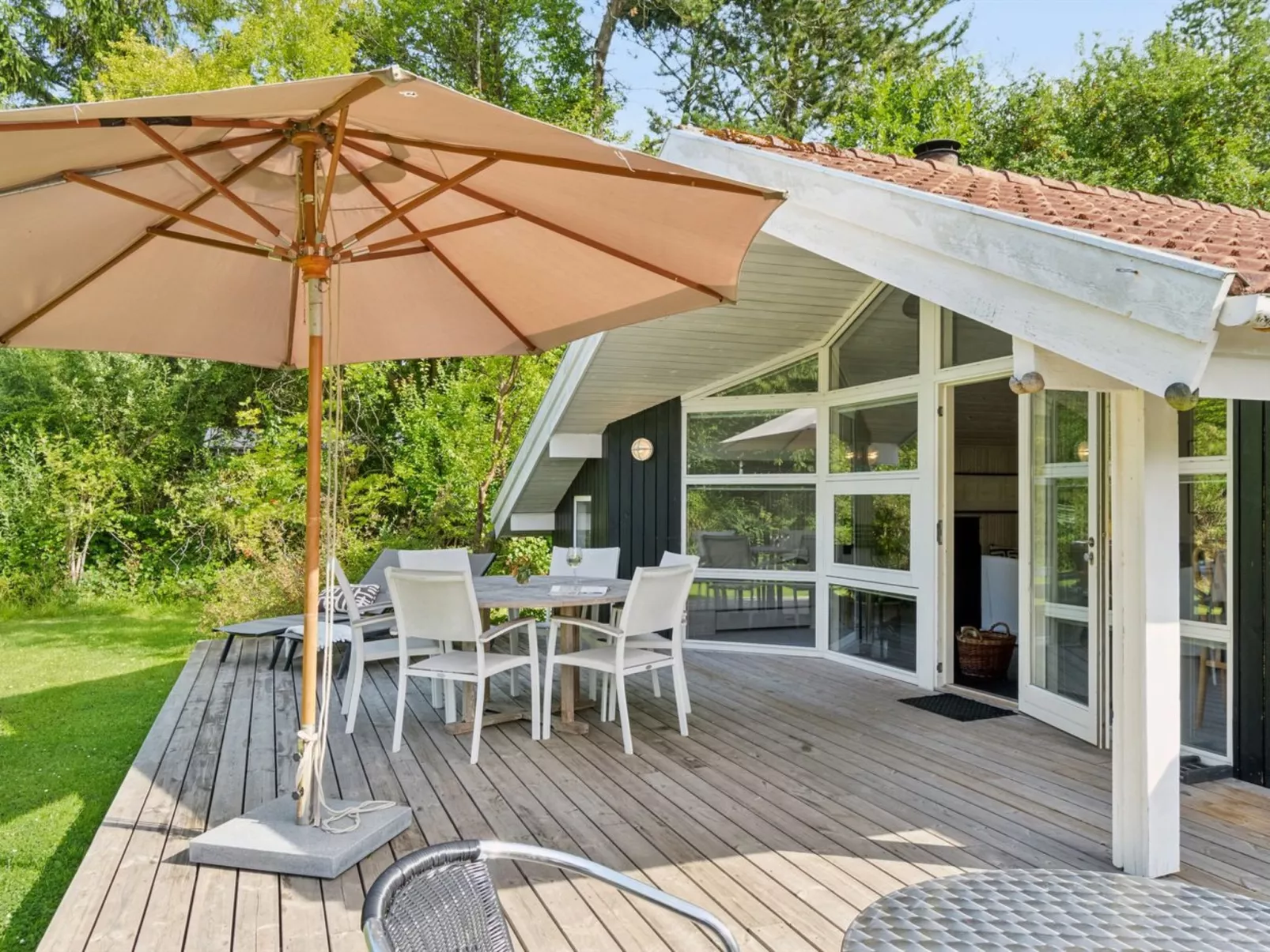 "Batsha" - 350m from the sea-Draußen