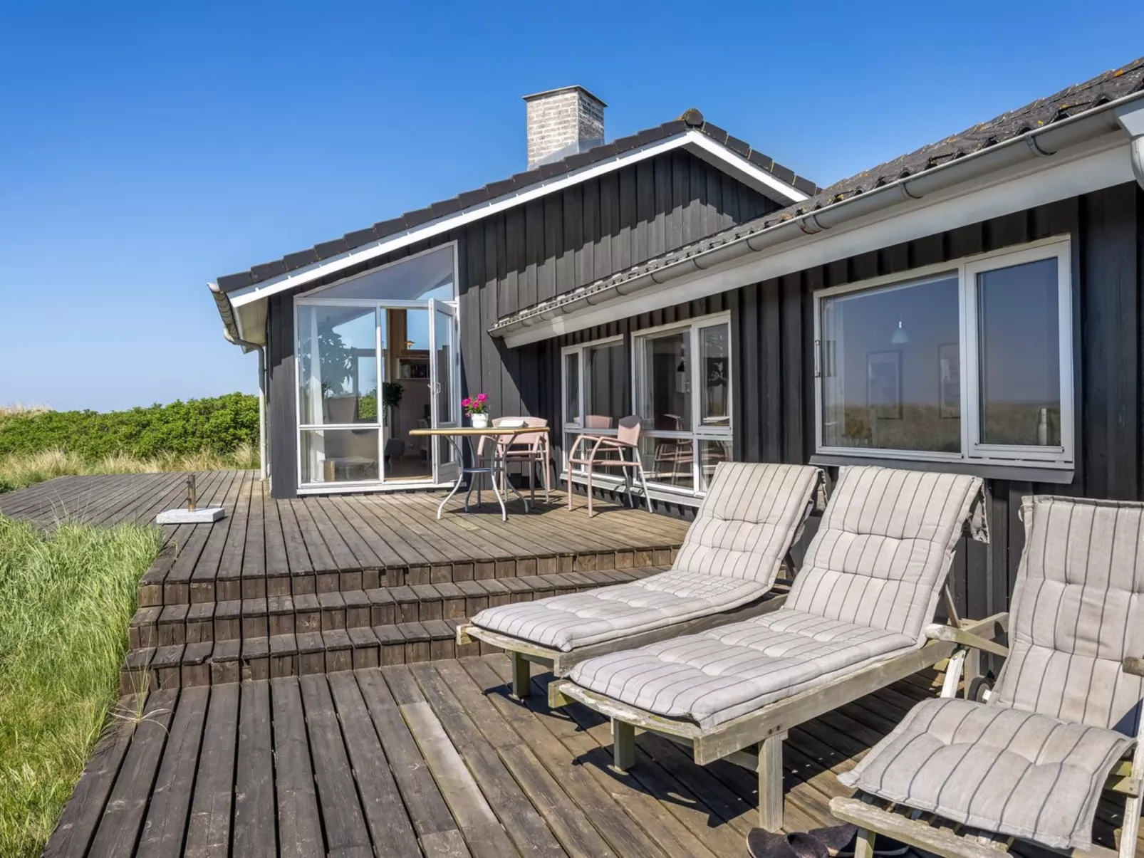 "Lauri" - 350m from the sea-Outside