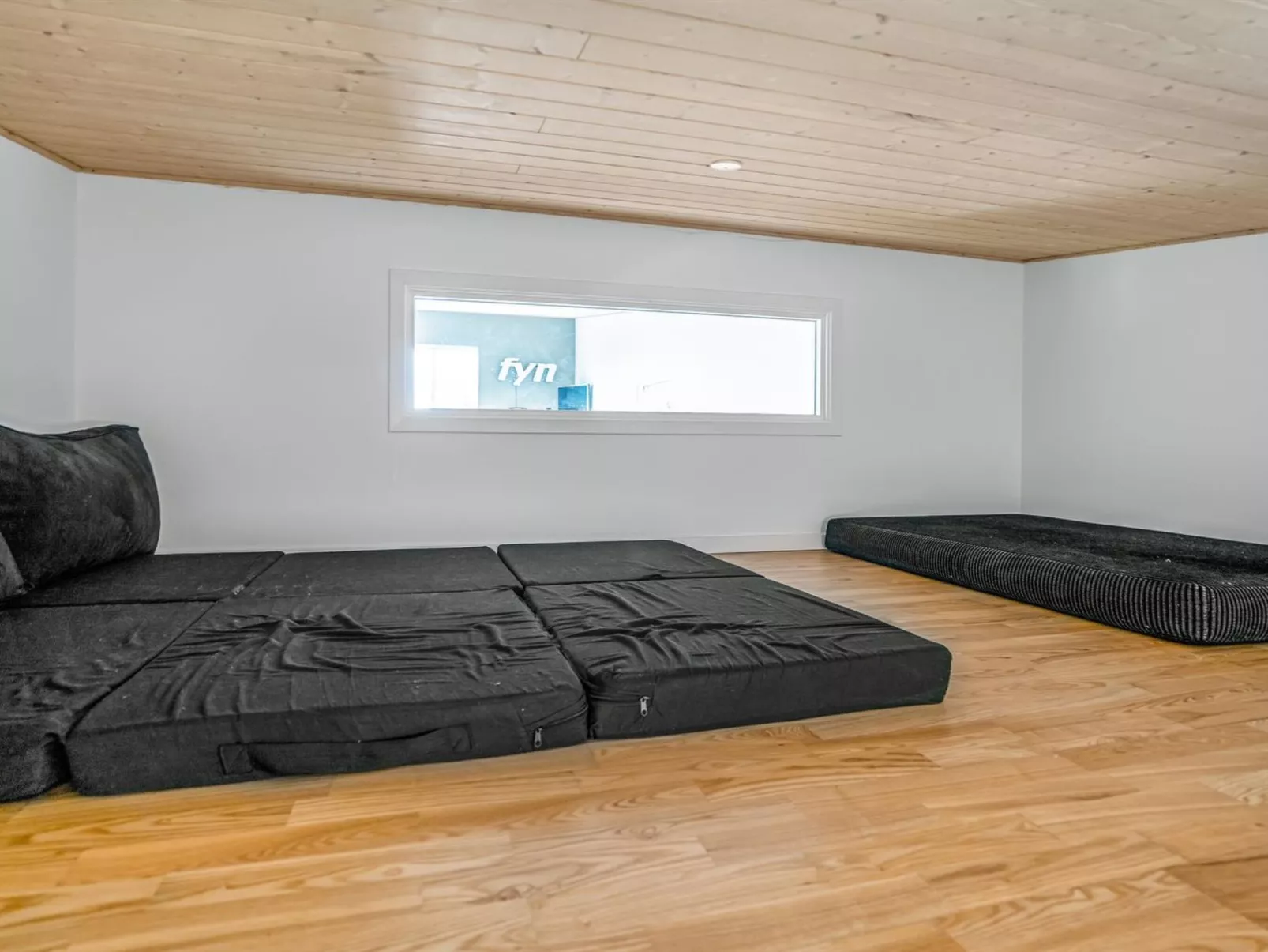 "Anny" - 100m from the sea-Drinnen