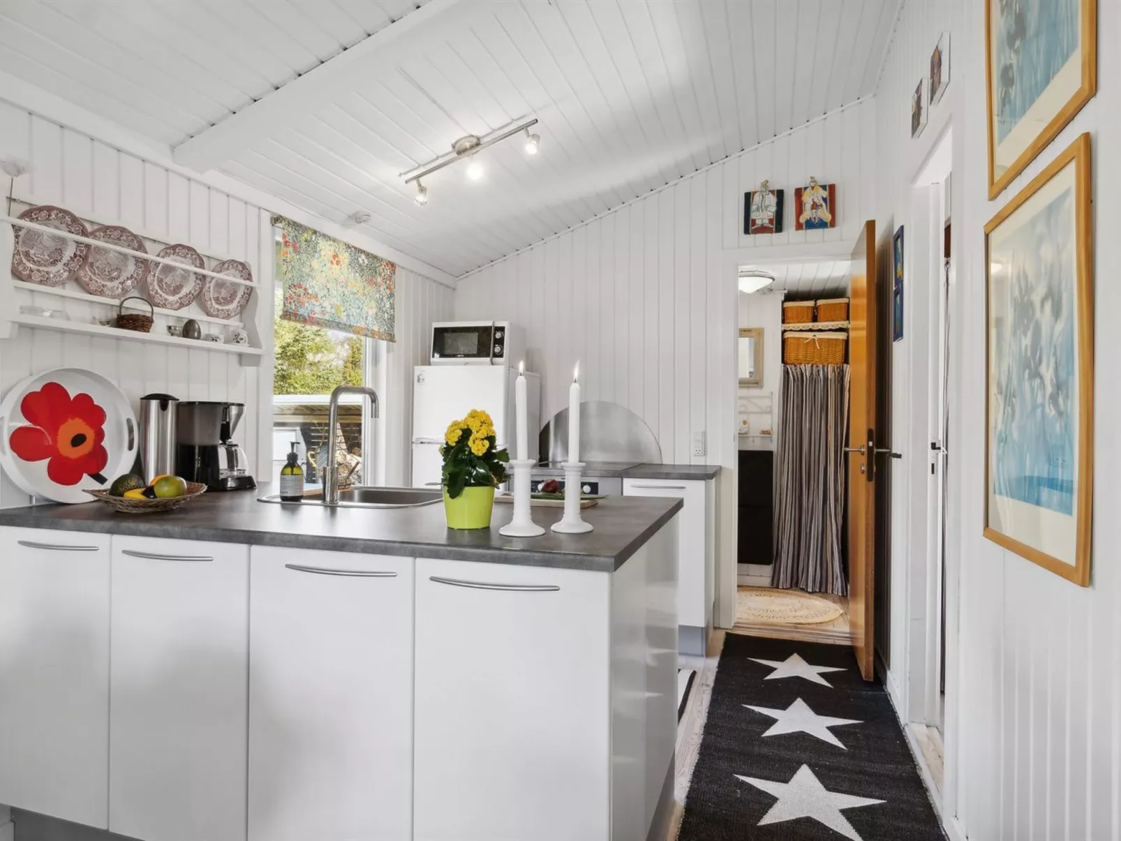 "Hellevi" -  from the sea-Inside