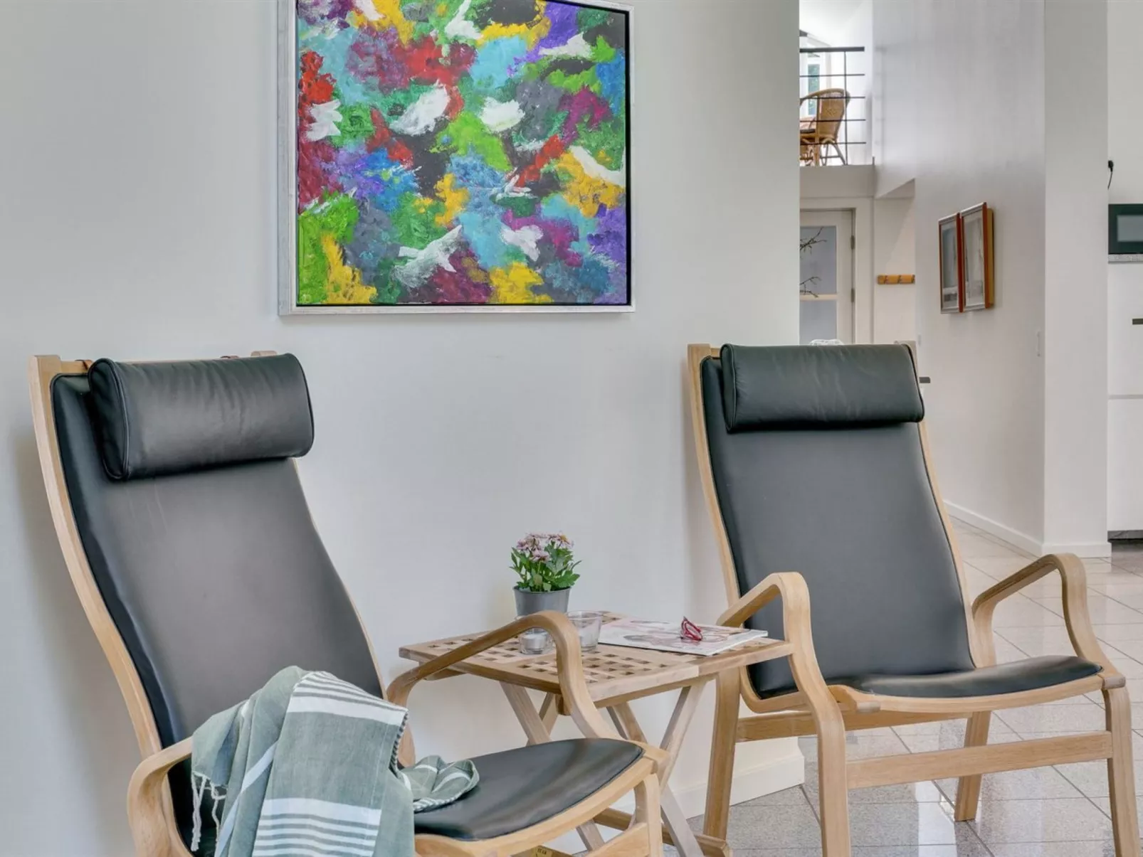 "Kringfod" - 590m from the sea-Drinnen